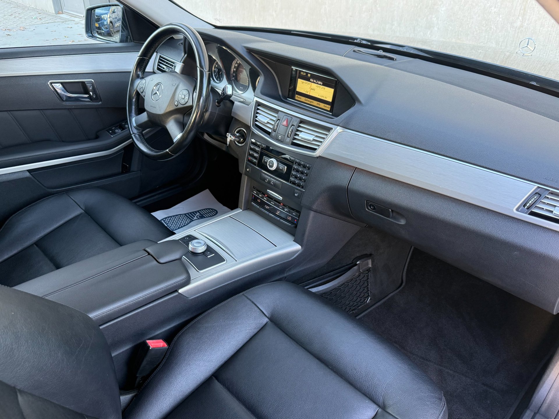 Foto van Mercedes-Benz E 350 CDI