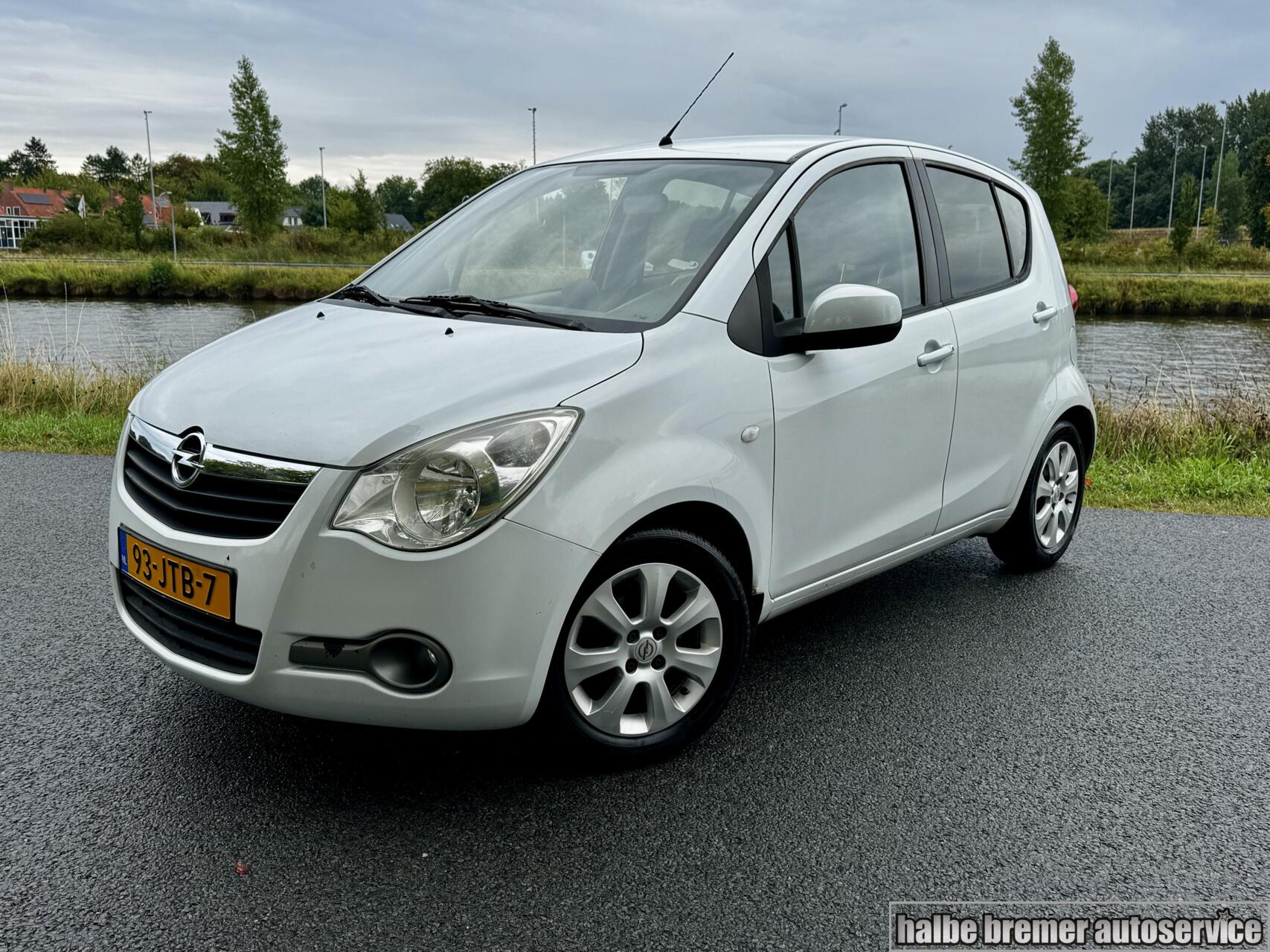 Foto van Opel Agila