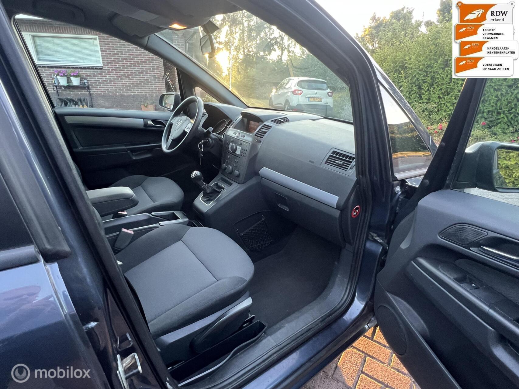 Foto van Opel Zafira