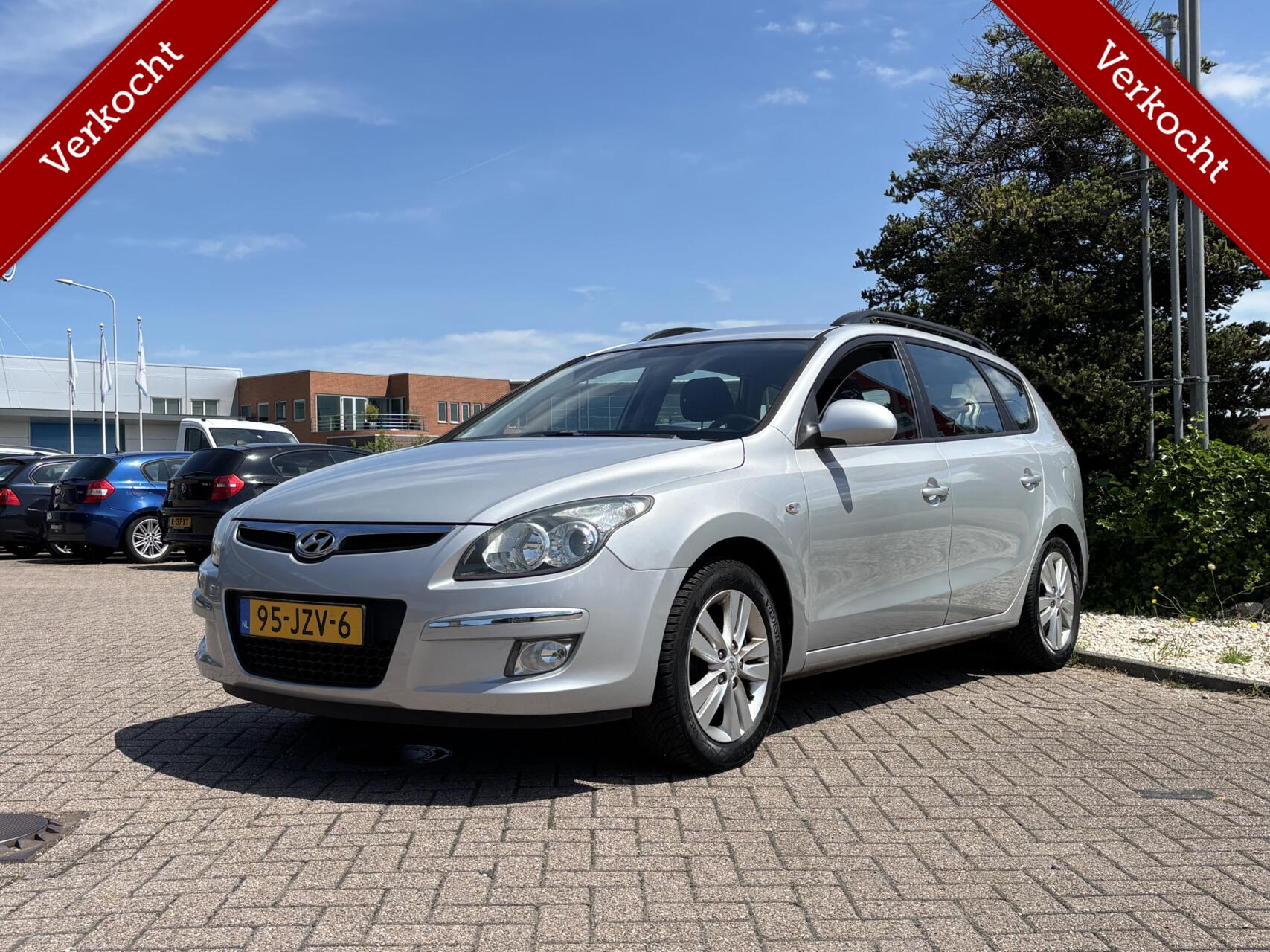 Hyundai I 30cw 1.4i Blue Dynamic, Trekhaak, Airco, Clima! 2009 - voorkant