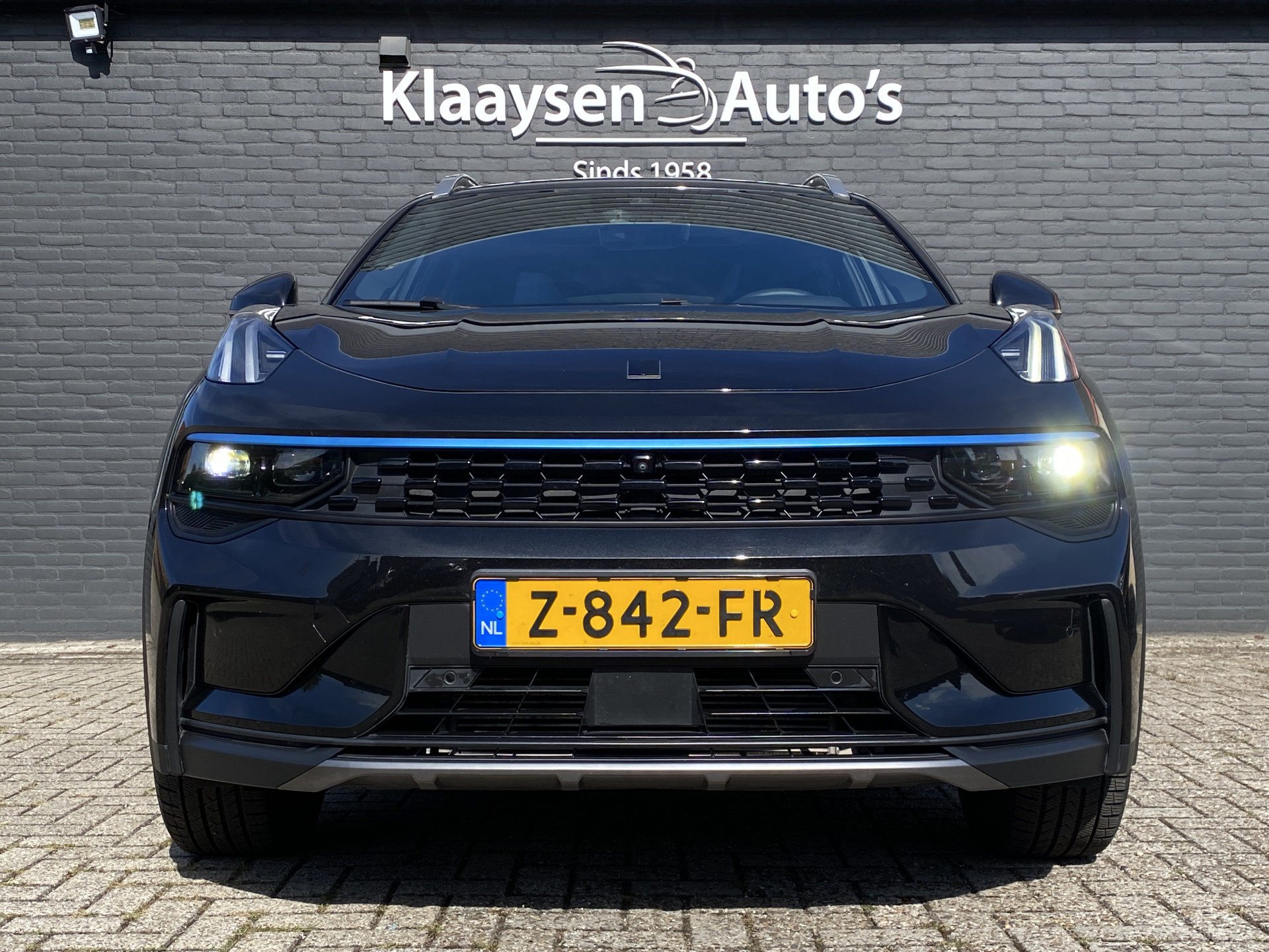 Foto van Lynk&co LYNK & Co 01