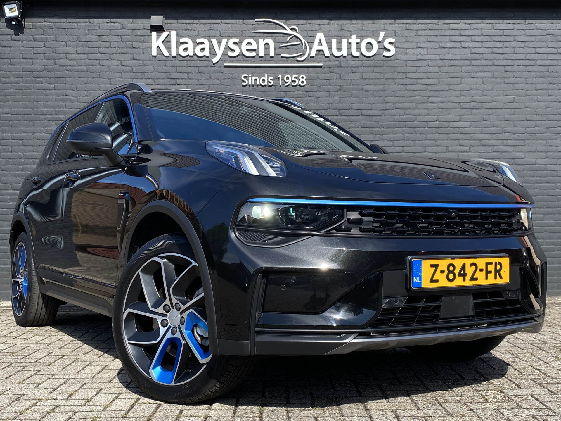 Foto van Lynk&co LYNK & Co 01