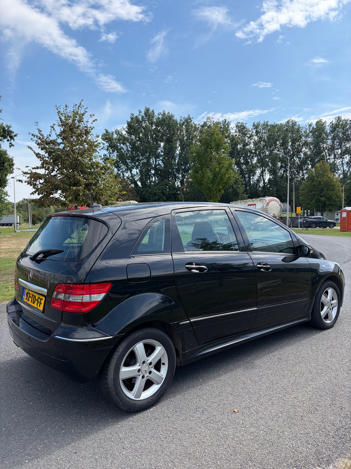 Foto van Mercedes-Benz B 170