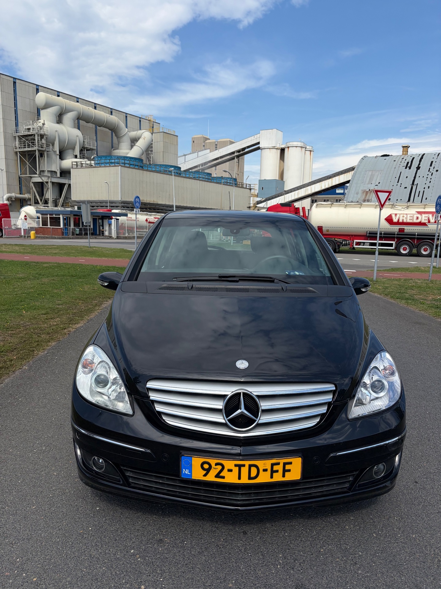 Foto van Mercedes-Benz B 170