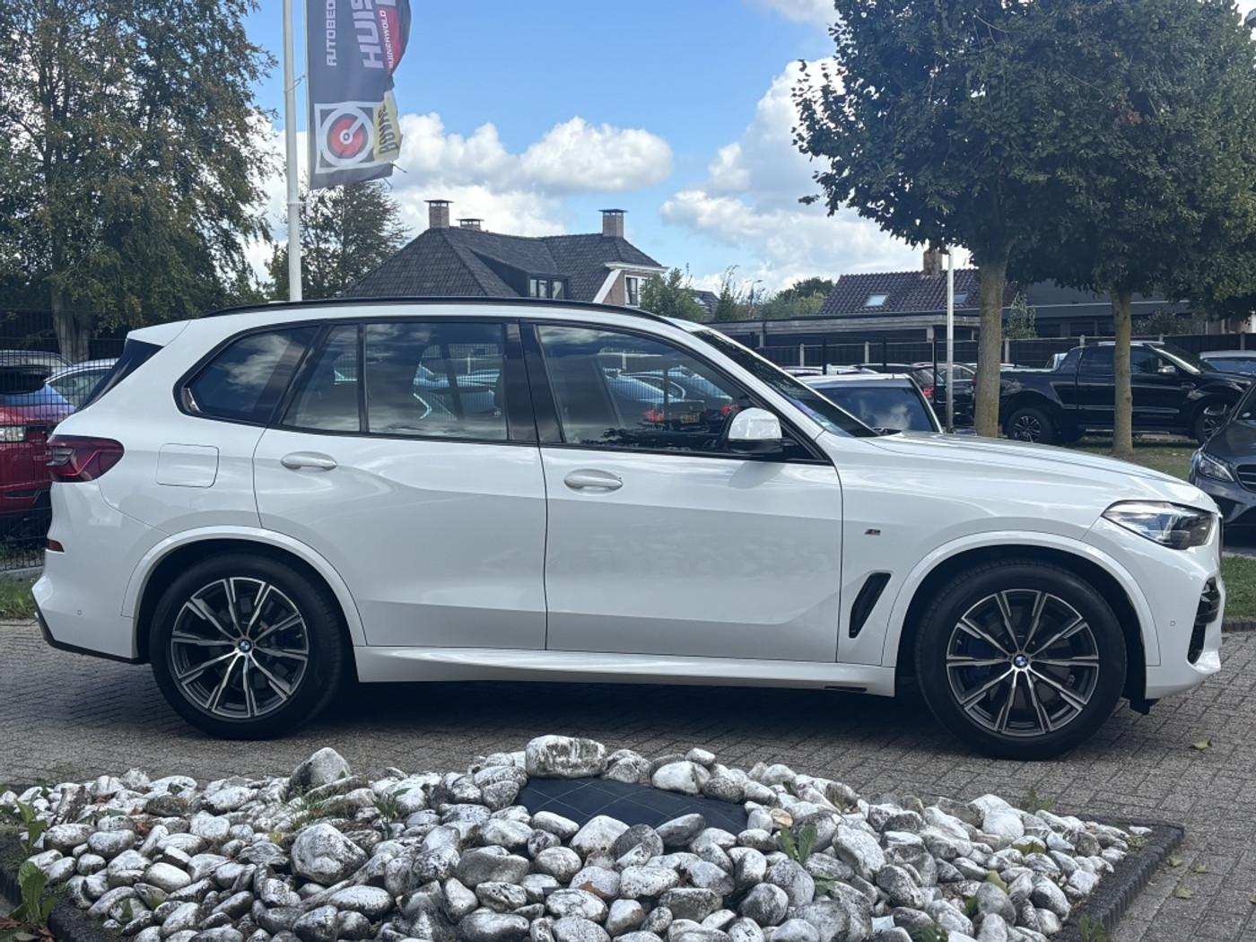Foto van BMW X5 Xdrive45e