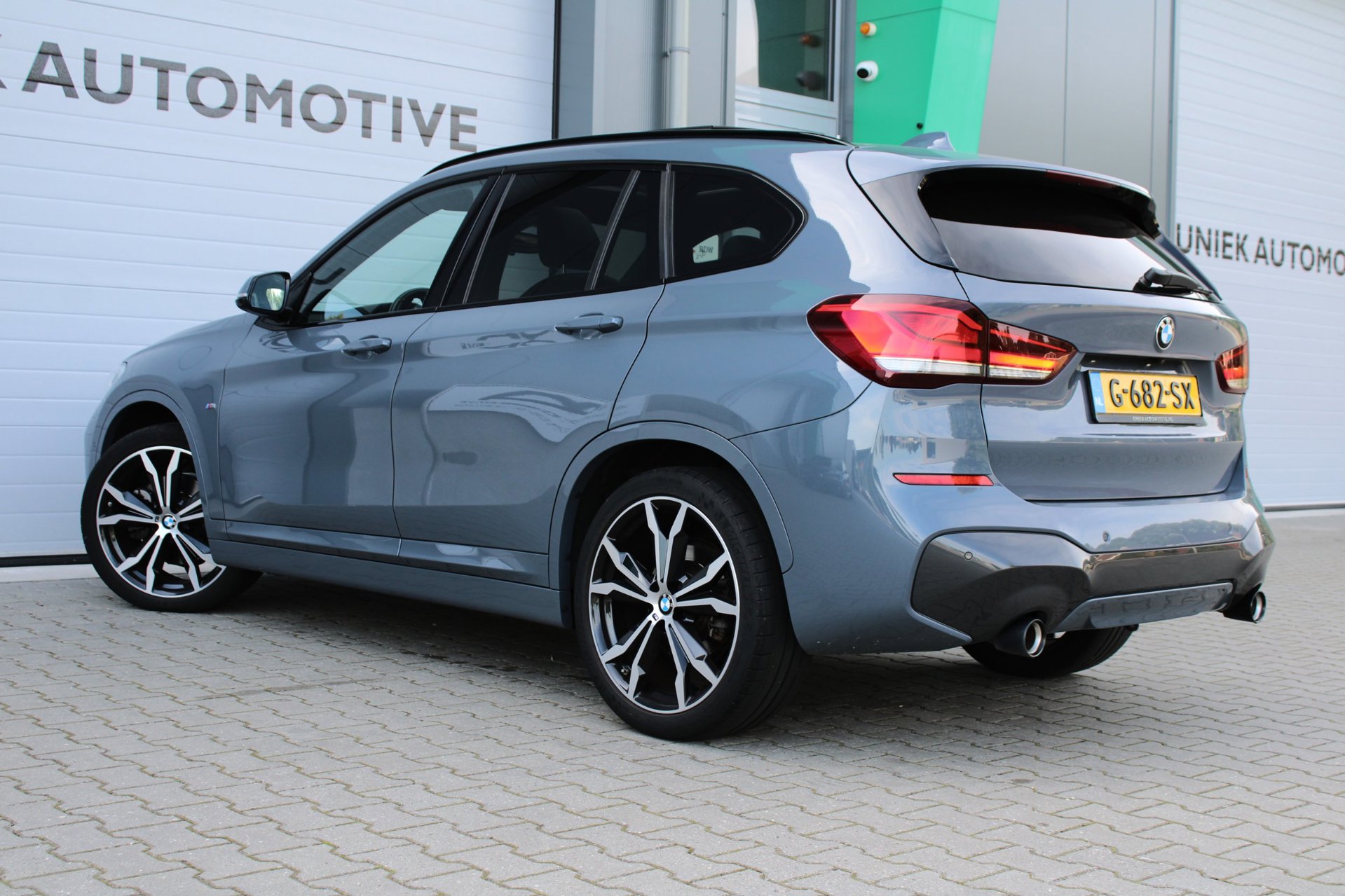 Foto van BMW X1 Sdrive20i