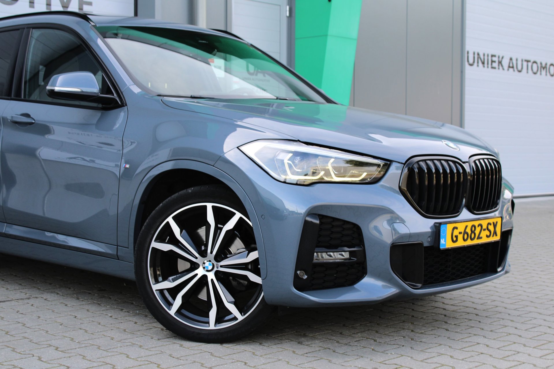 Foto van BMW X1 Sdrive20i