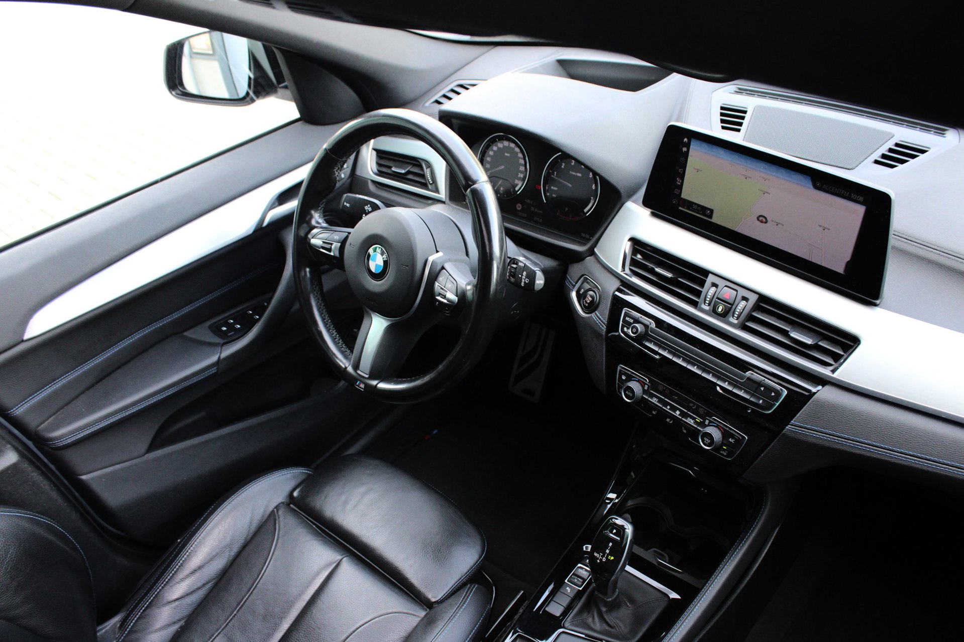 Foto van BMW X1 Sdrive20i