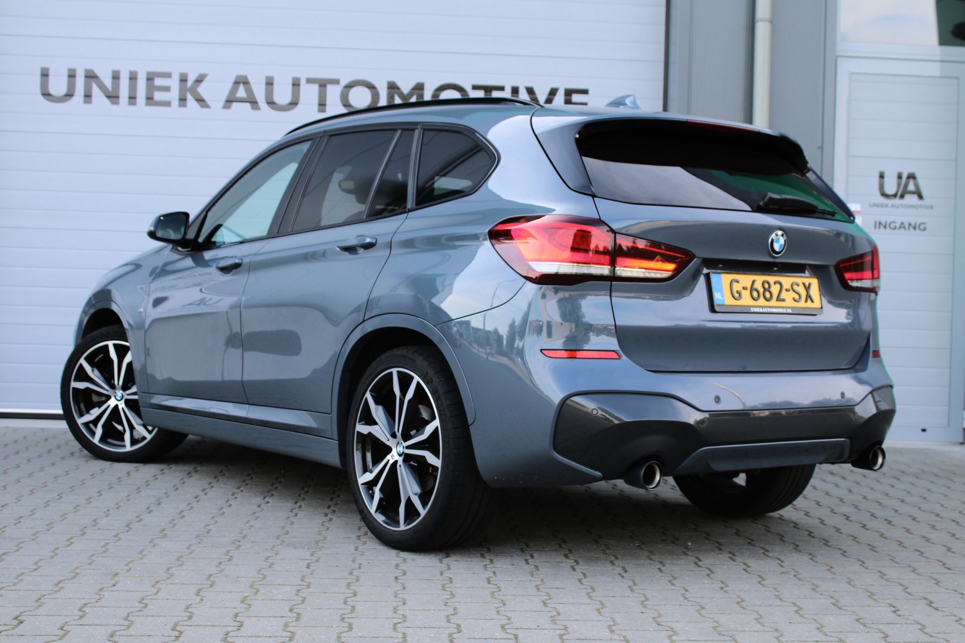 Foto van BMW X1 Sdrive20i