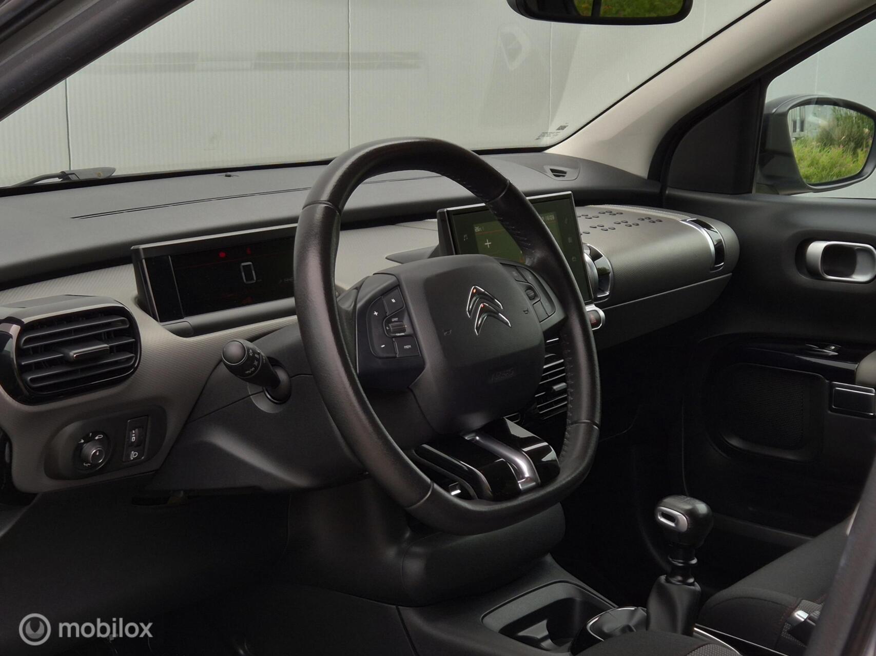 Foto van Citroen C4 Cactus