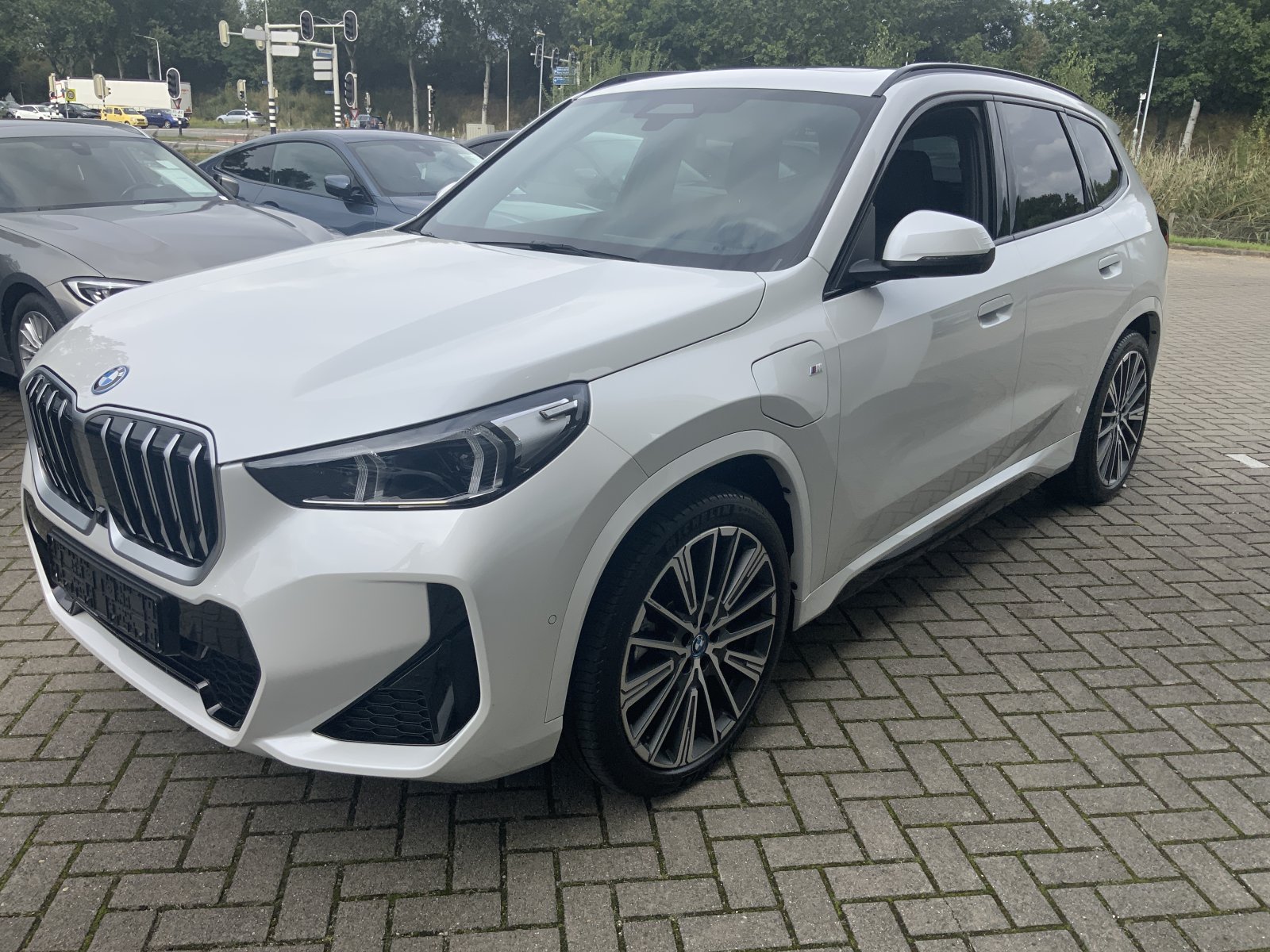 BMW X1 xDrive30e 2025 - voorkant
