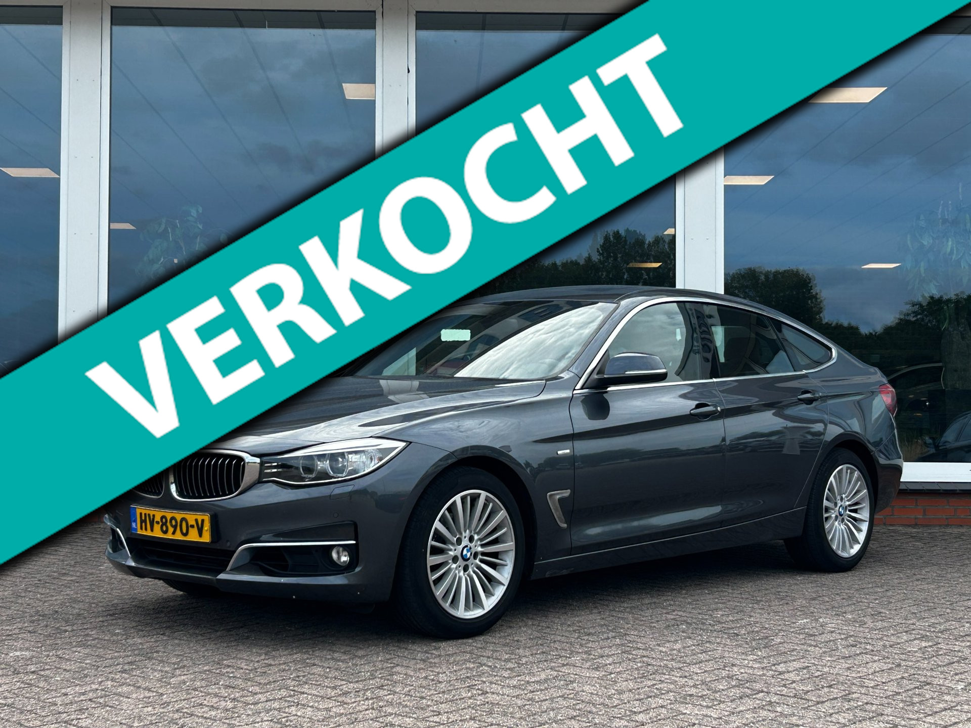 BMW 320i 320i AUTt. - Luxury Line - Navi -Leder - Panorama 2016 - voorkant