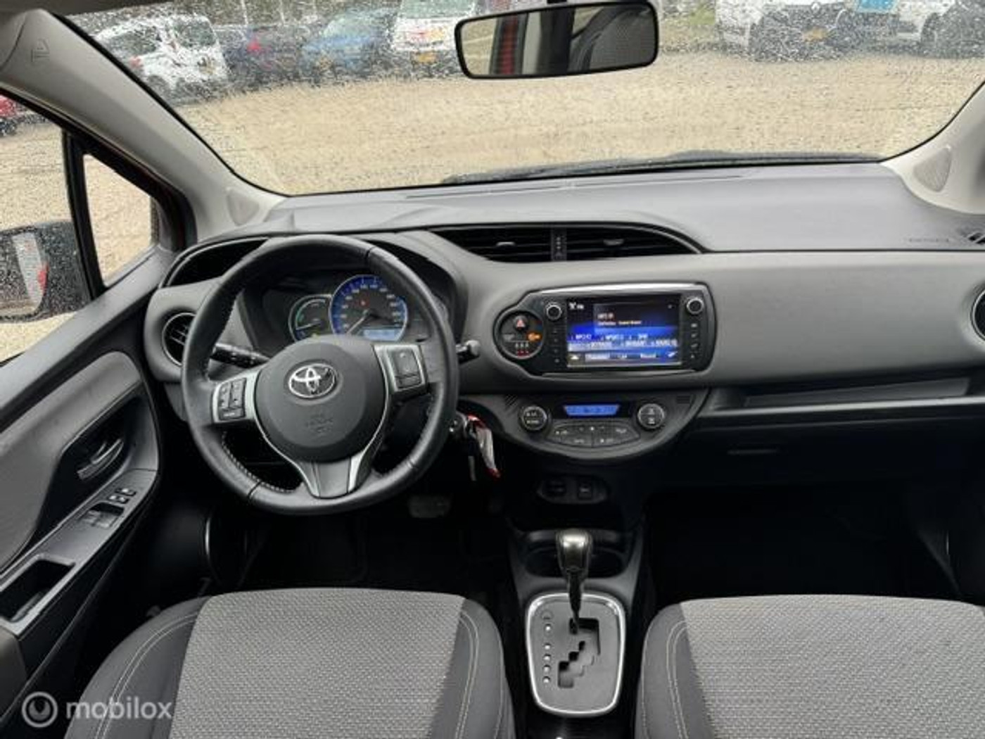 Foto van Toyota Toyota Yaris Hybrid
