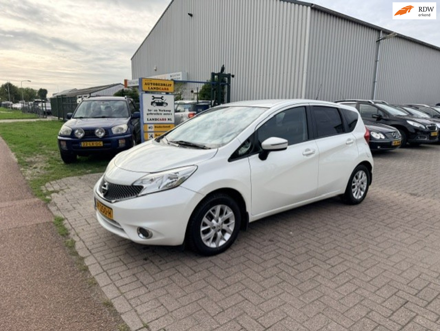 Nissan Nissan Note 1.2 Visia 2014 - voorkant