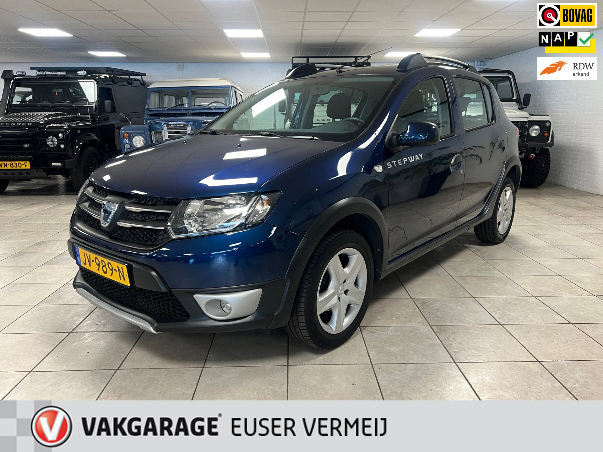 Dacia Sandero 0.9 TCe S&S Stepway Lauréate Navigatie, Airco, Cruise control, Parkeersensoren. 2016 - voorkant