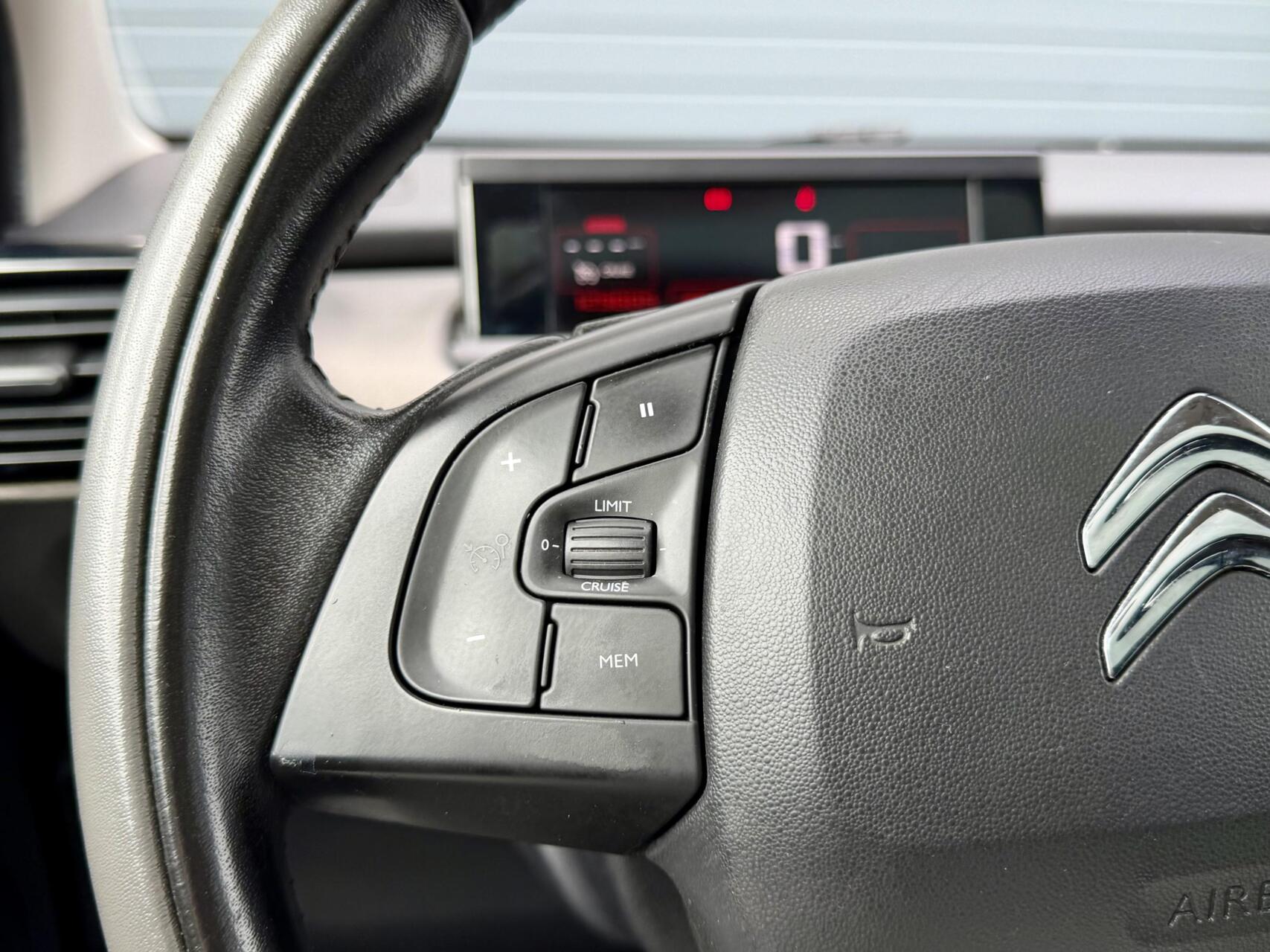 Foto van Citroen C4 Cactus