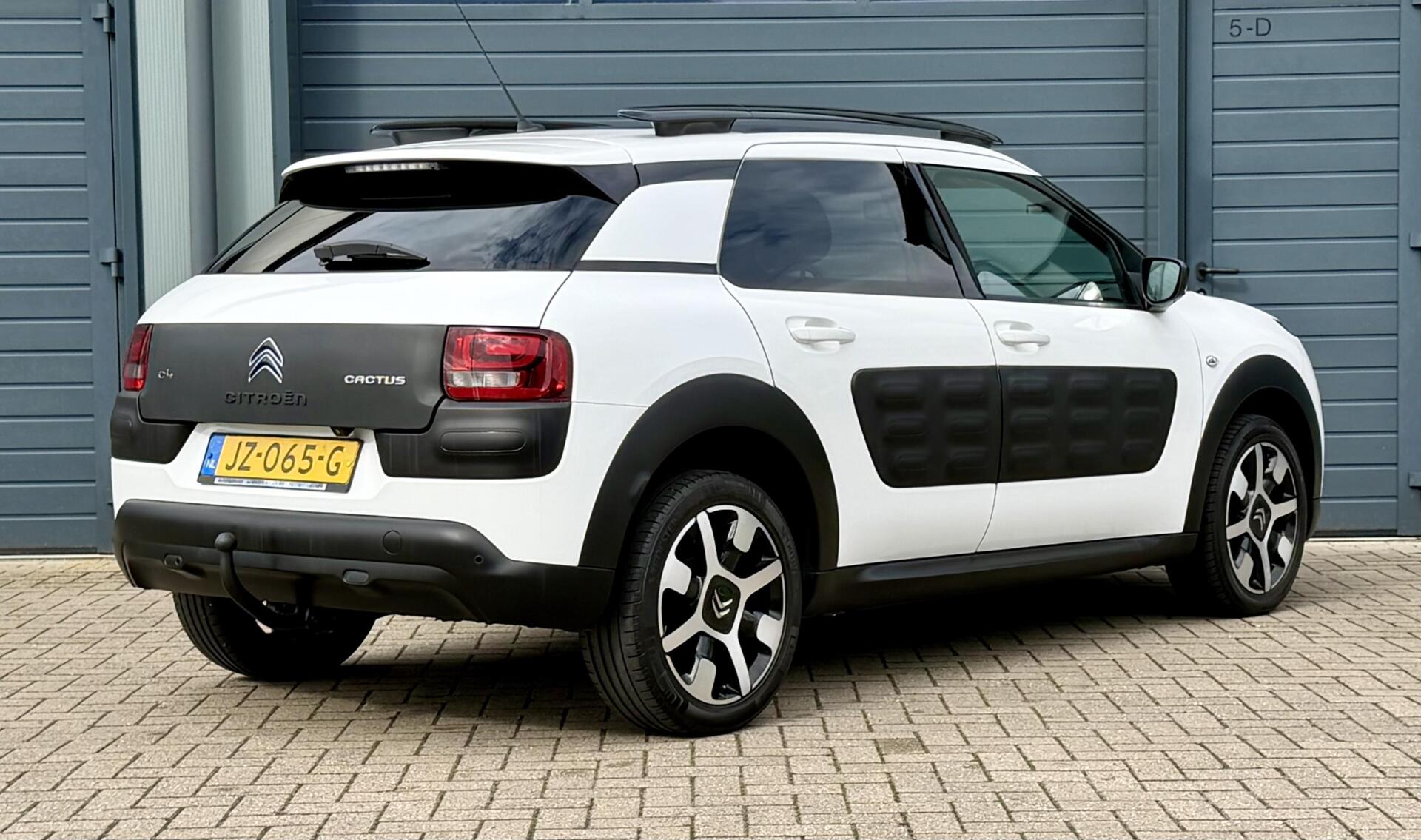 Foto van Citroen C4 Cactus