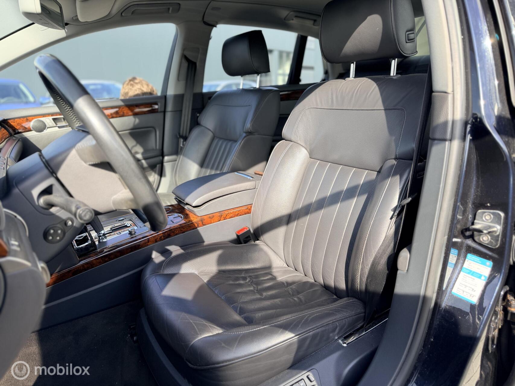 Foto van Volkswagen Phaeton