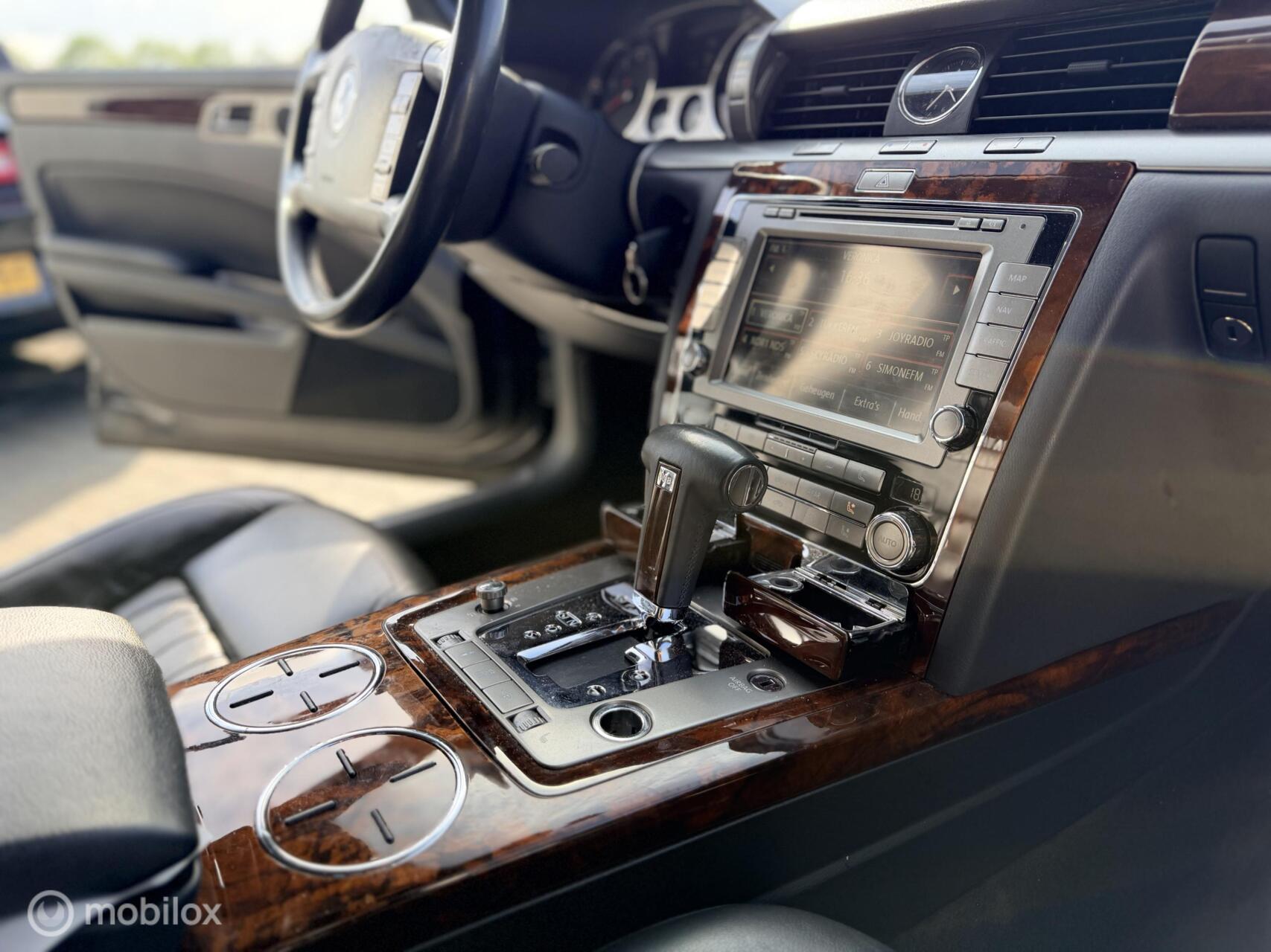 Foto van Volkswagen Phaeton