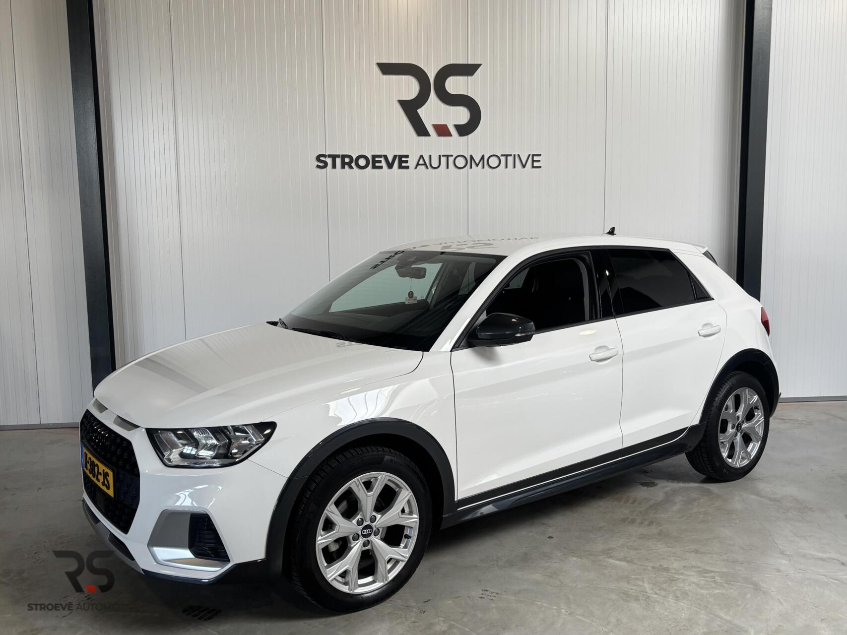 Audi A1 Citycarver 30 TFSI 110 pk Epic | Virtual | Keyless | CarPlay | Clima | Cruise | DAB | LED | 17" | Privacy Glass | 1e Eig | Org NL | 2021 - voorkant