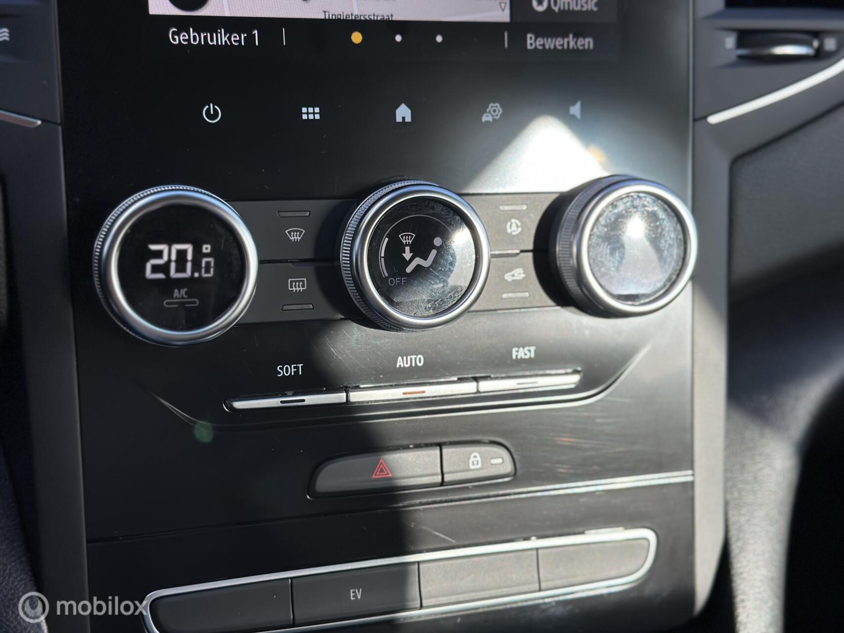 Foto van Renault Megane E-tech Plug-in Hybrid
