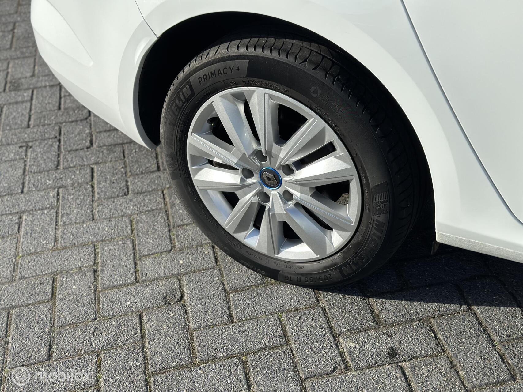Foto van Renault Megane E-tech Plug-in Hybrid