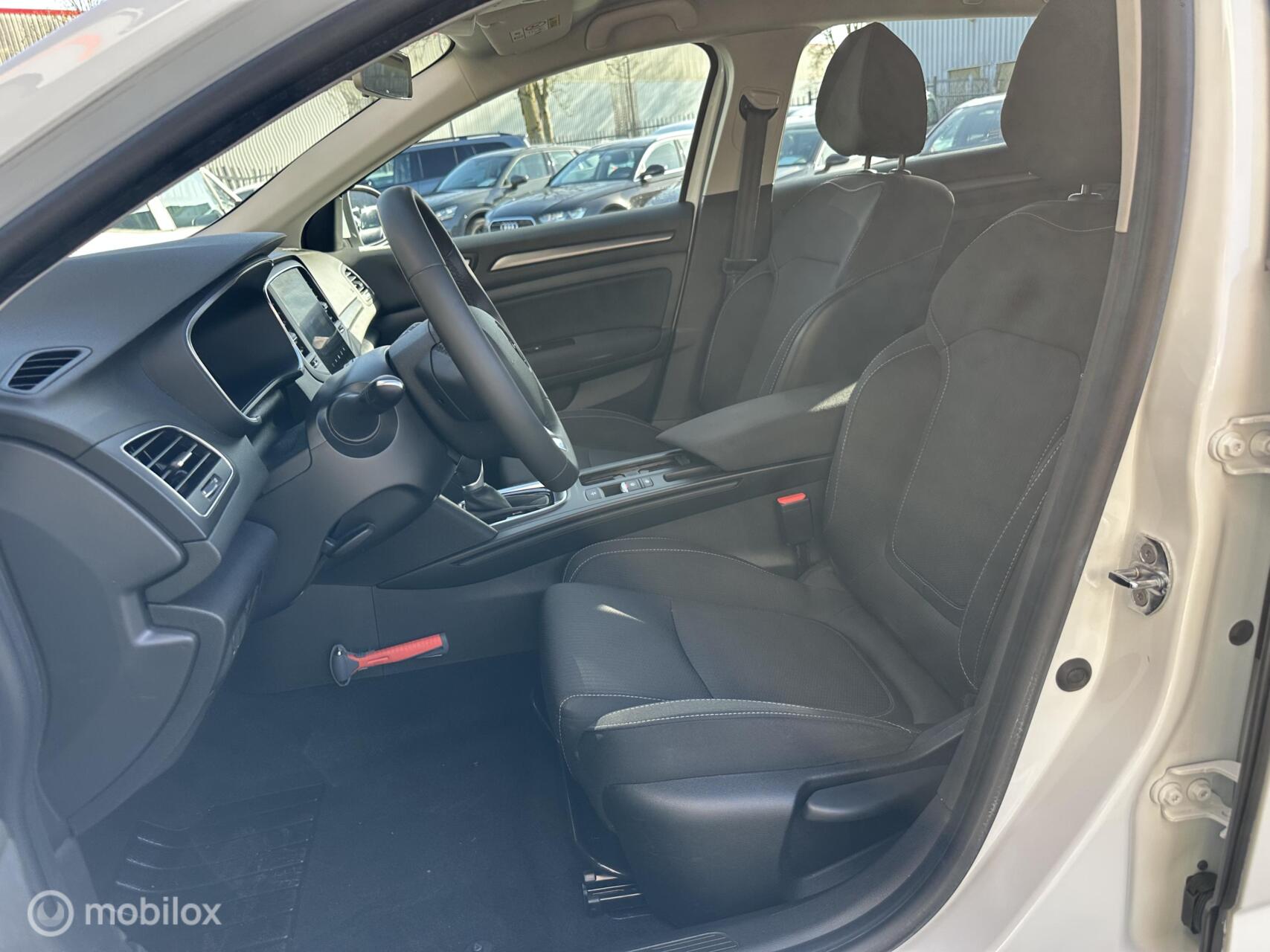 Foto van Renault Megane E-tech Plug-in Hybrid