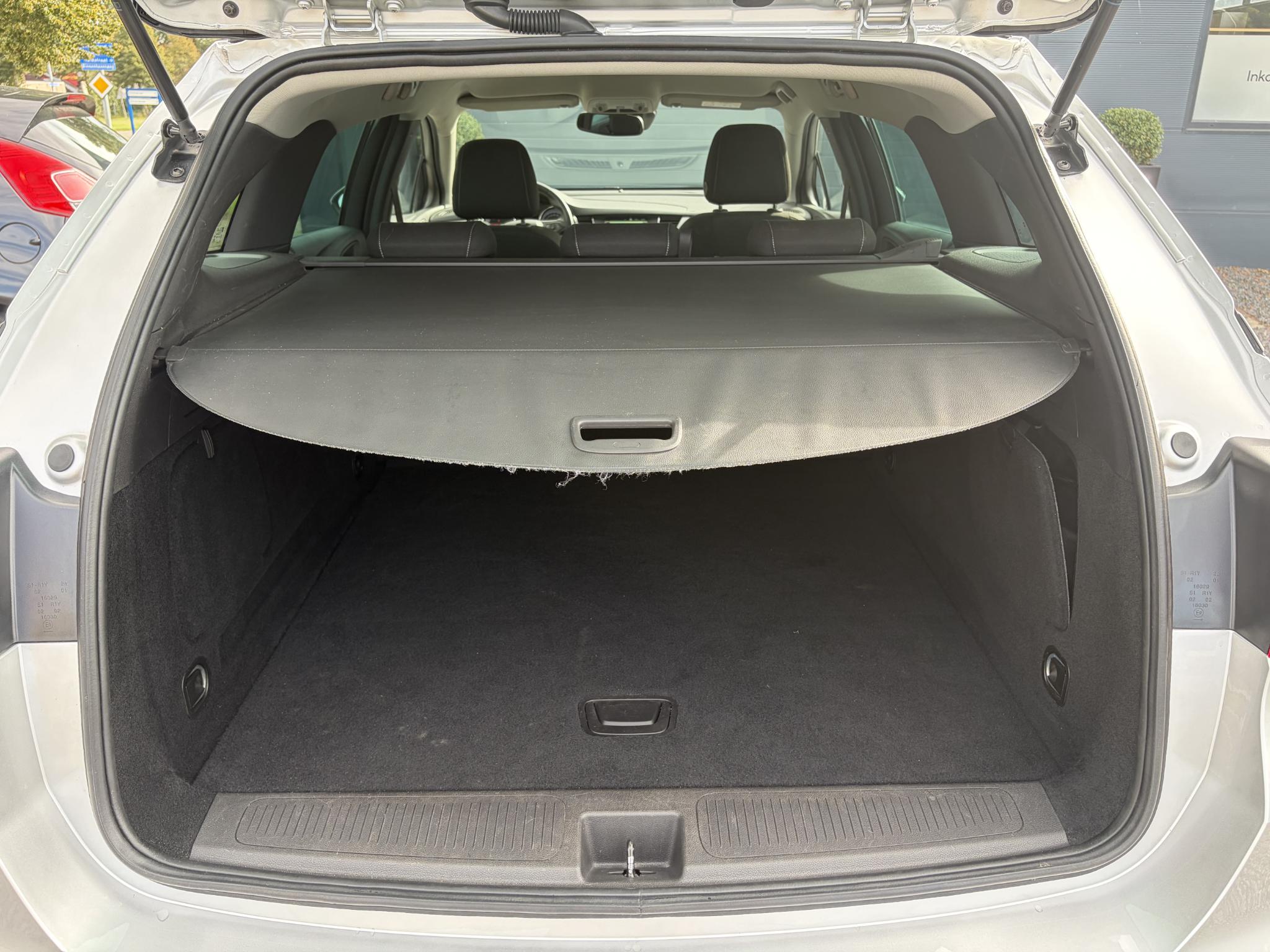 Foto van Opel Astra Sports Tourer