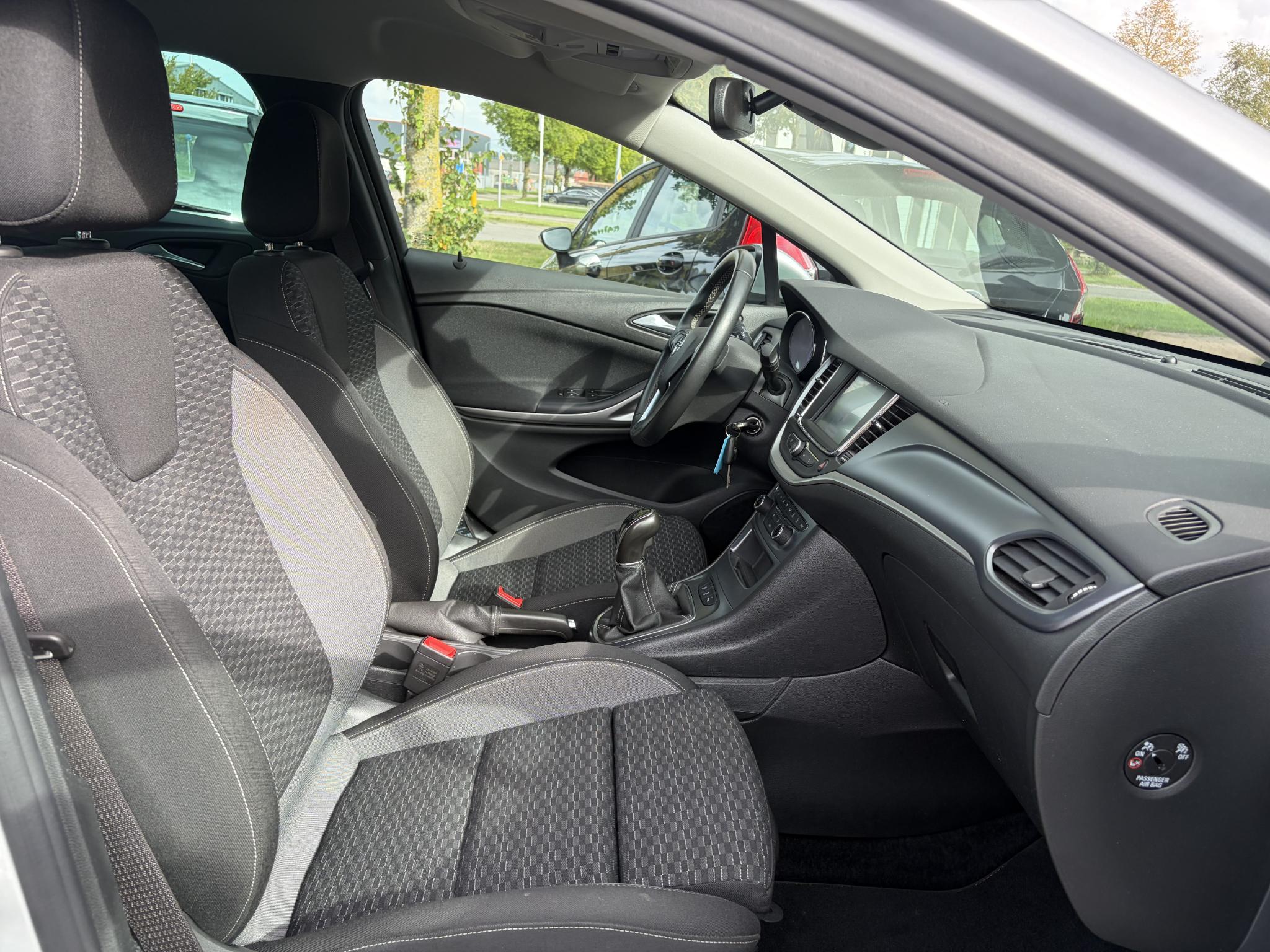 Foto van Opel Astra Sports Tourer