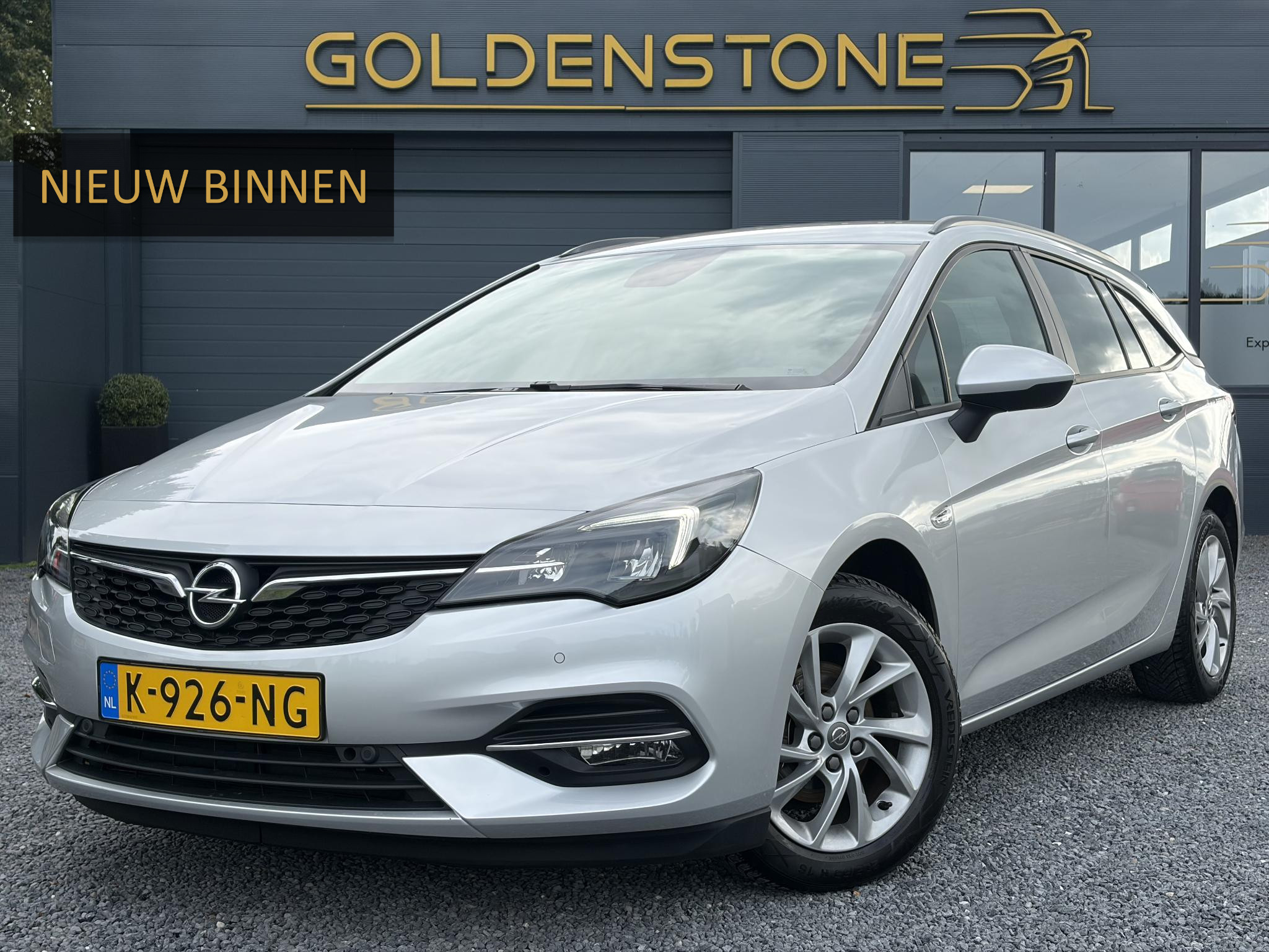 Opel Astra Sports Tourer 1.2 Business Executive 2021 - voorkant