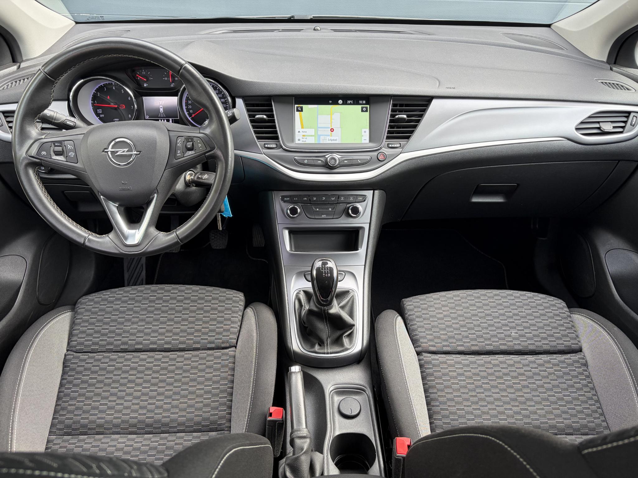 Foto van Opel Astra Sports Tourer