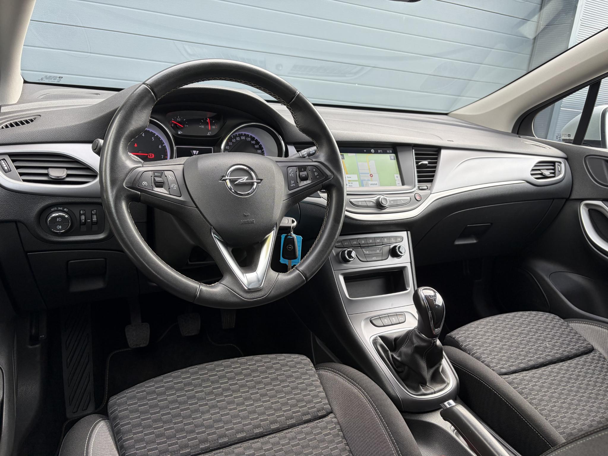 Foto van Opel Astra Sports Tourer