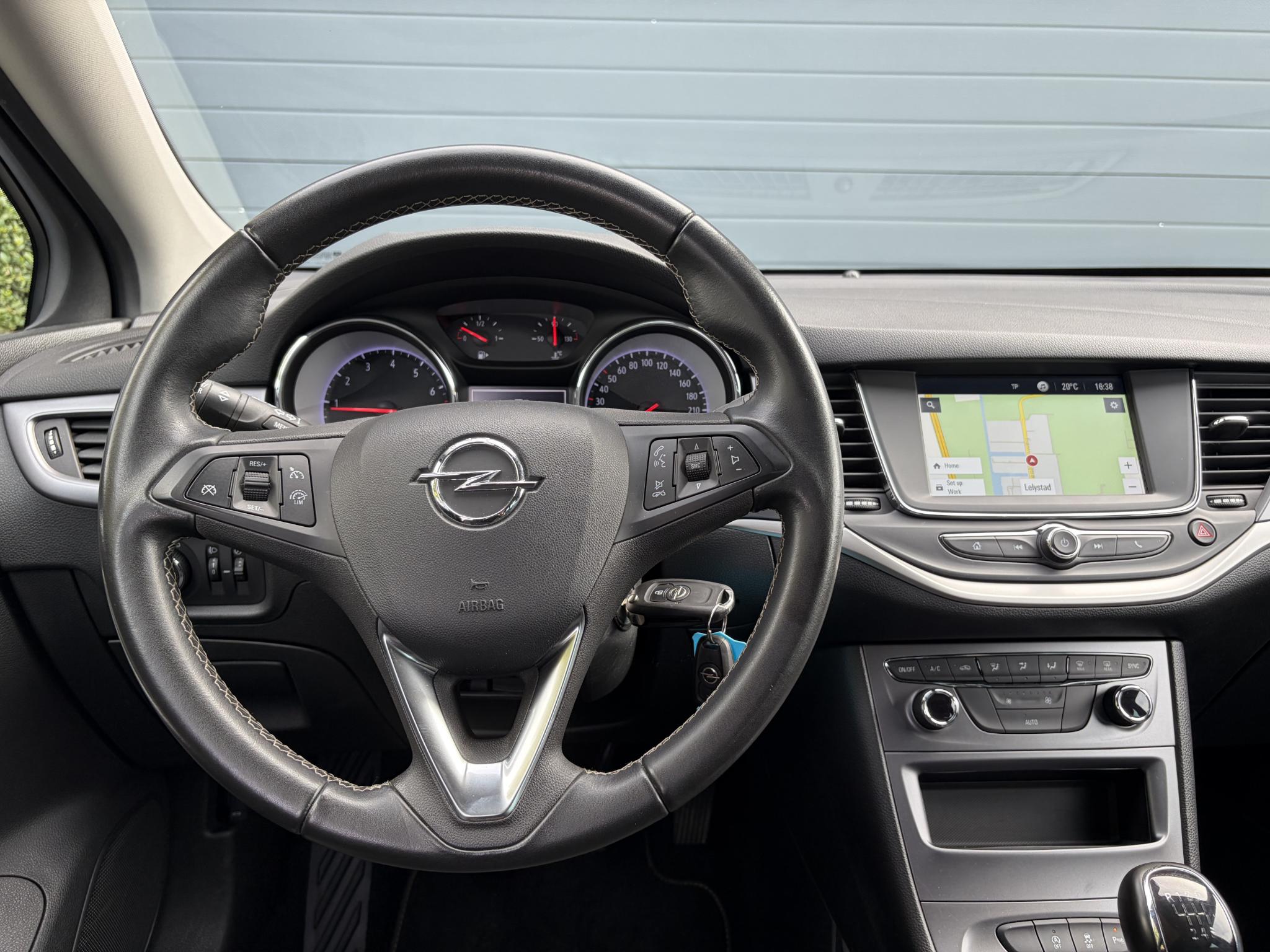 Foto van Opel Astra Sports Tourer