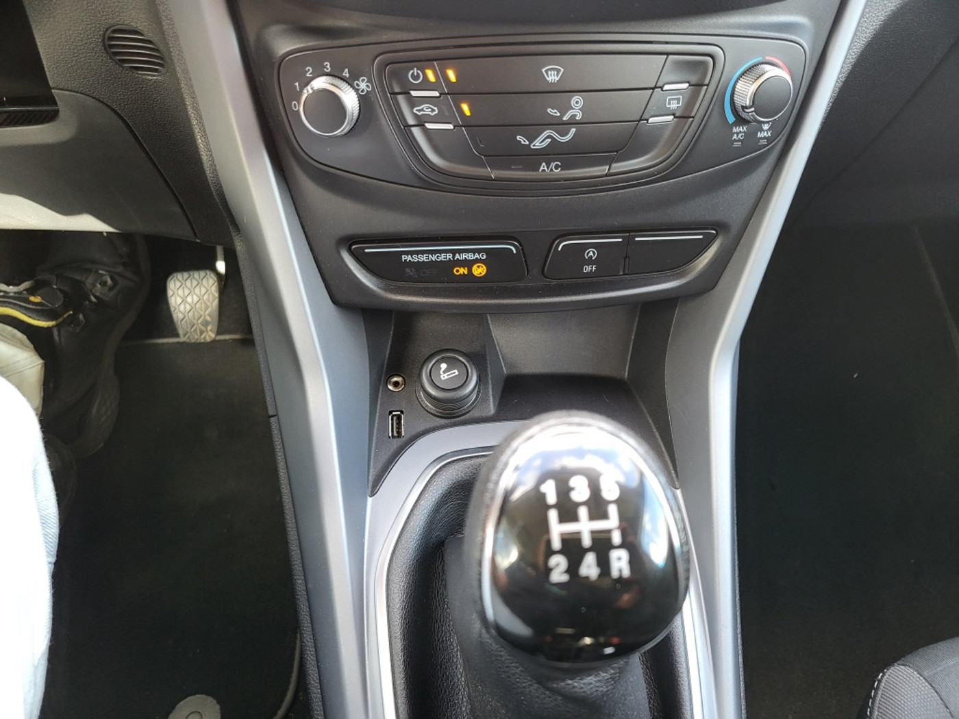 Foto van Ford B-max