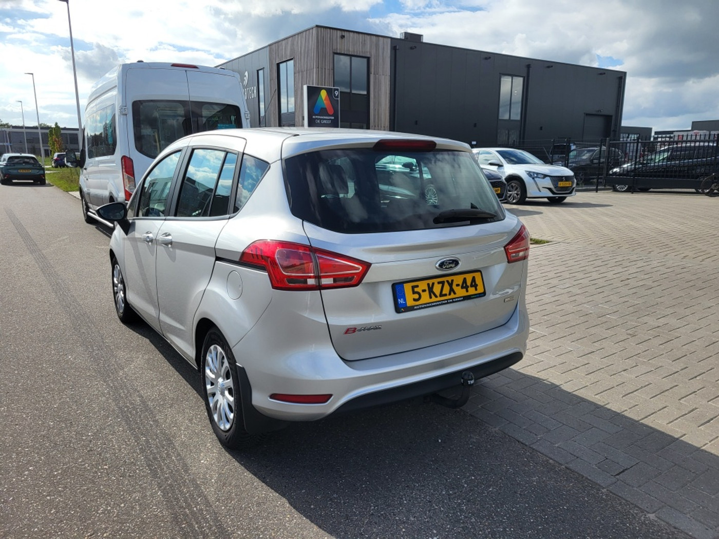Foto van Ford B-max