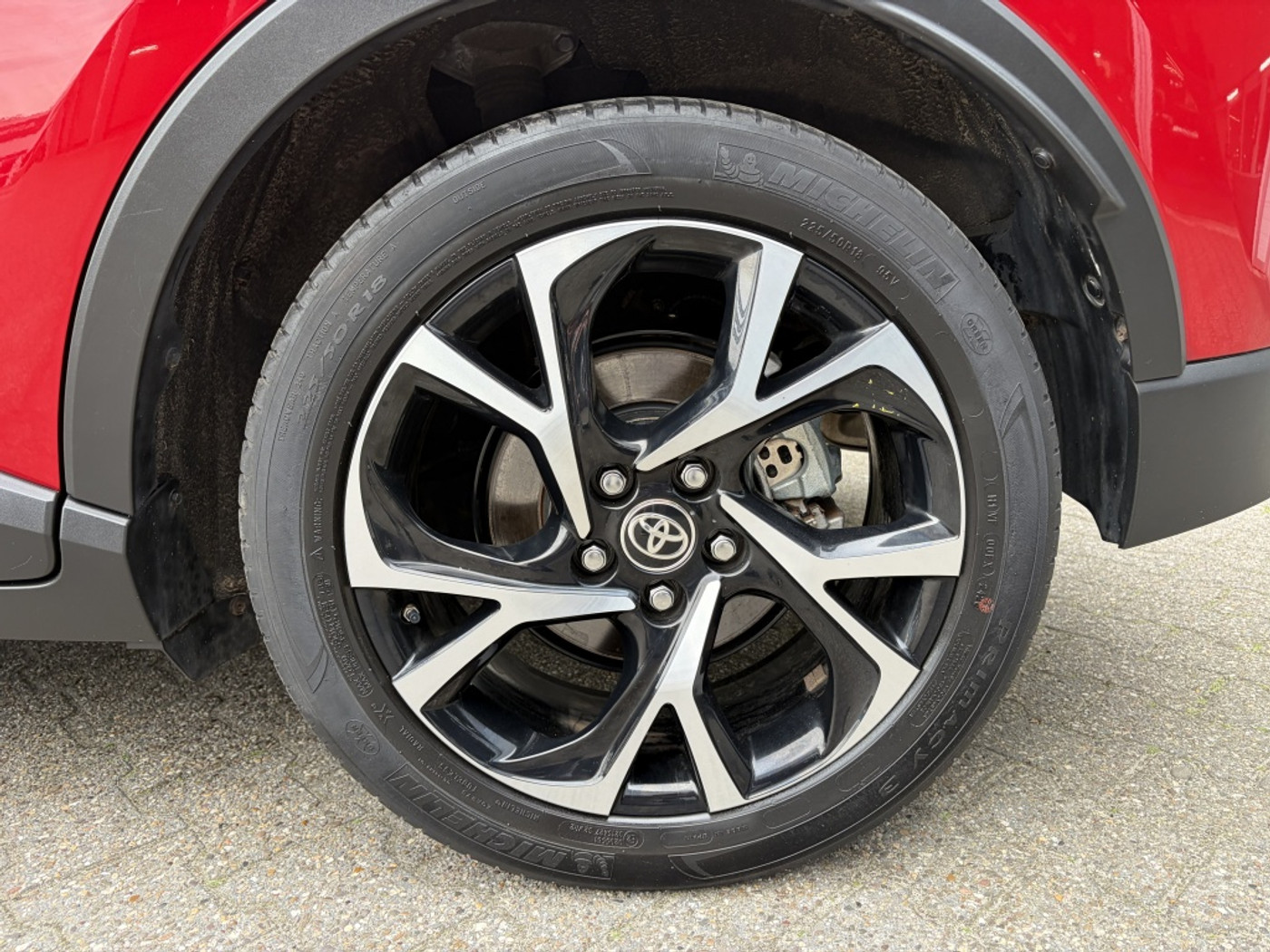 Foto van Toyota Toyota C-hr
