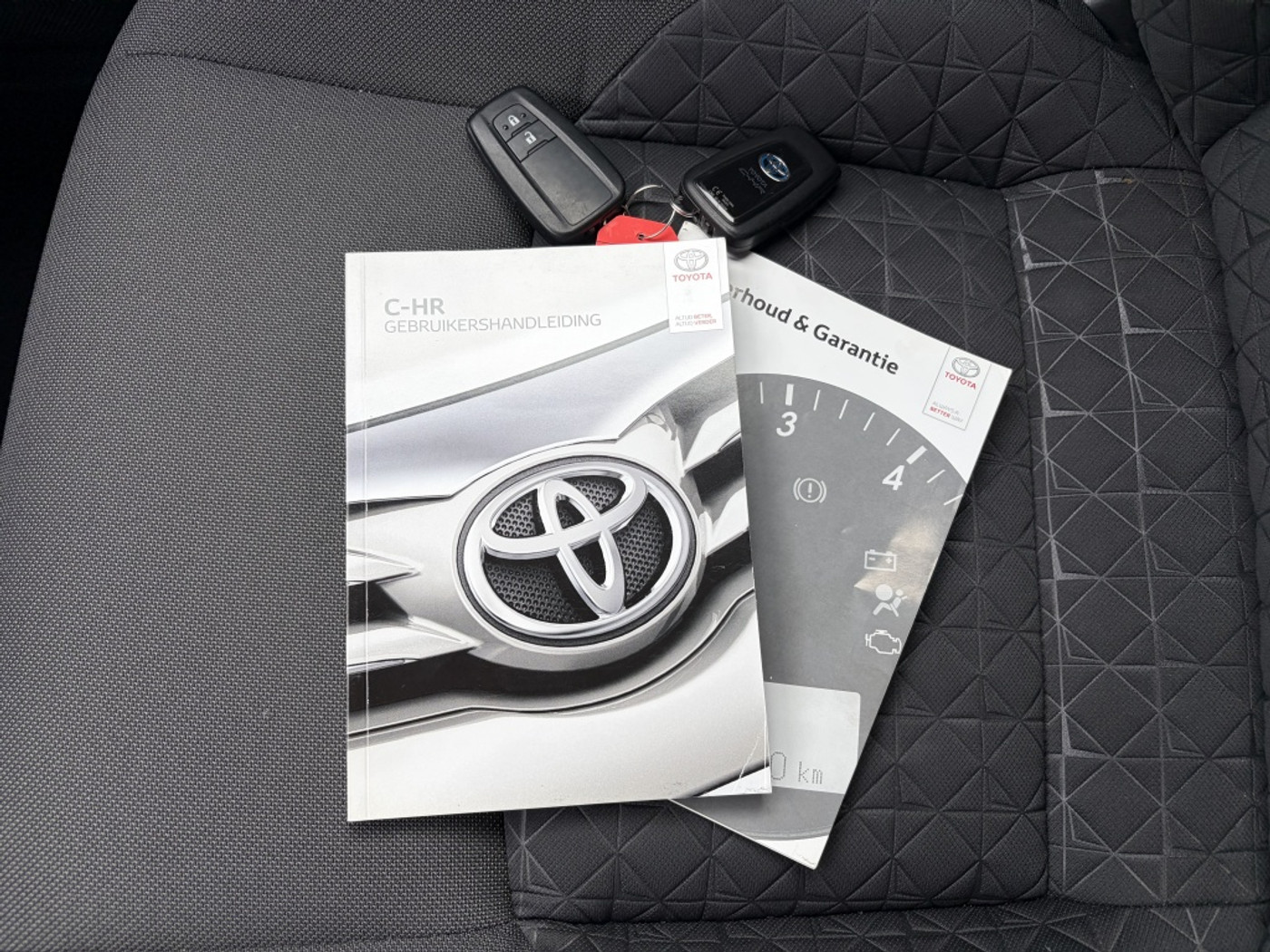 Foto van Toyota Toyota C-hr