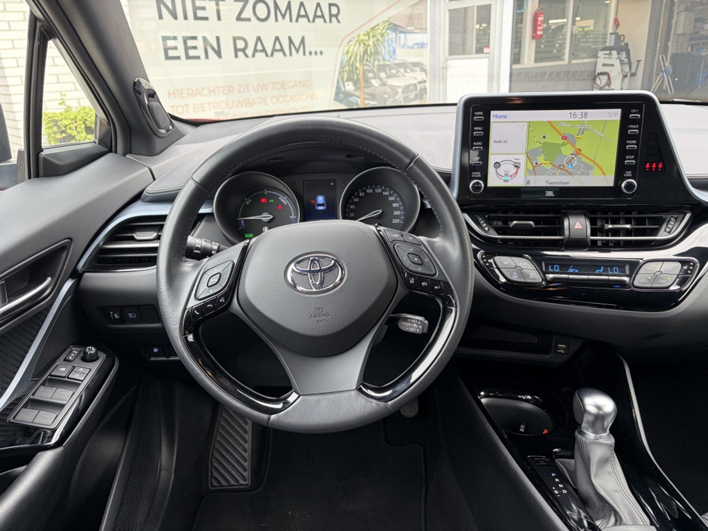 Foto van Toyota Toyota C-hr