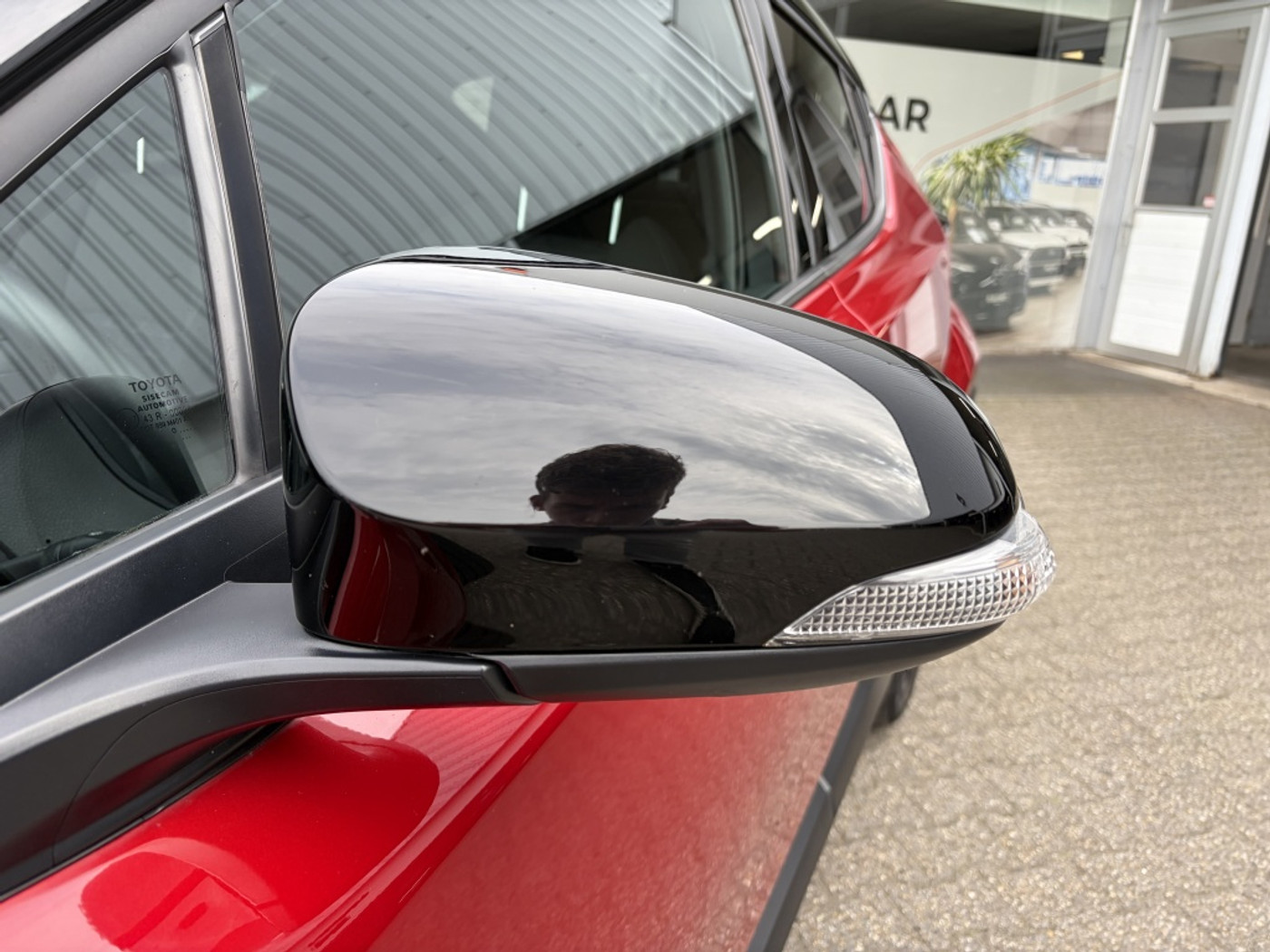 Foto van Toyota Toyota C-hr