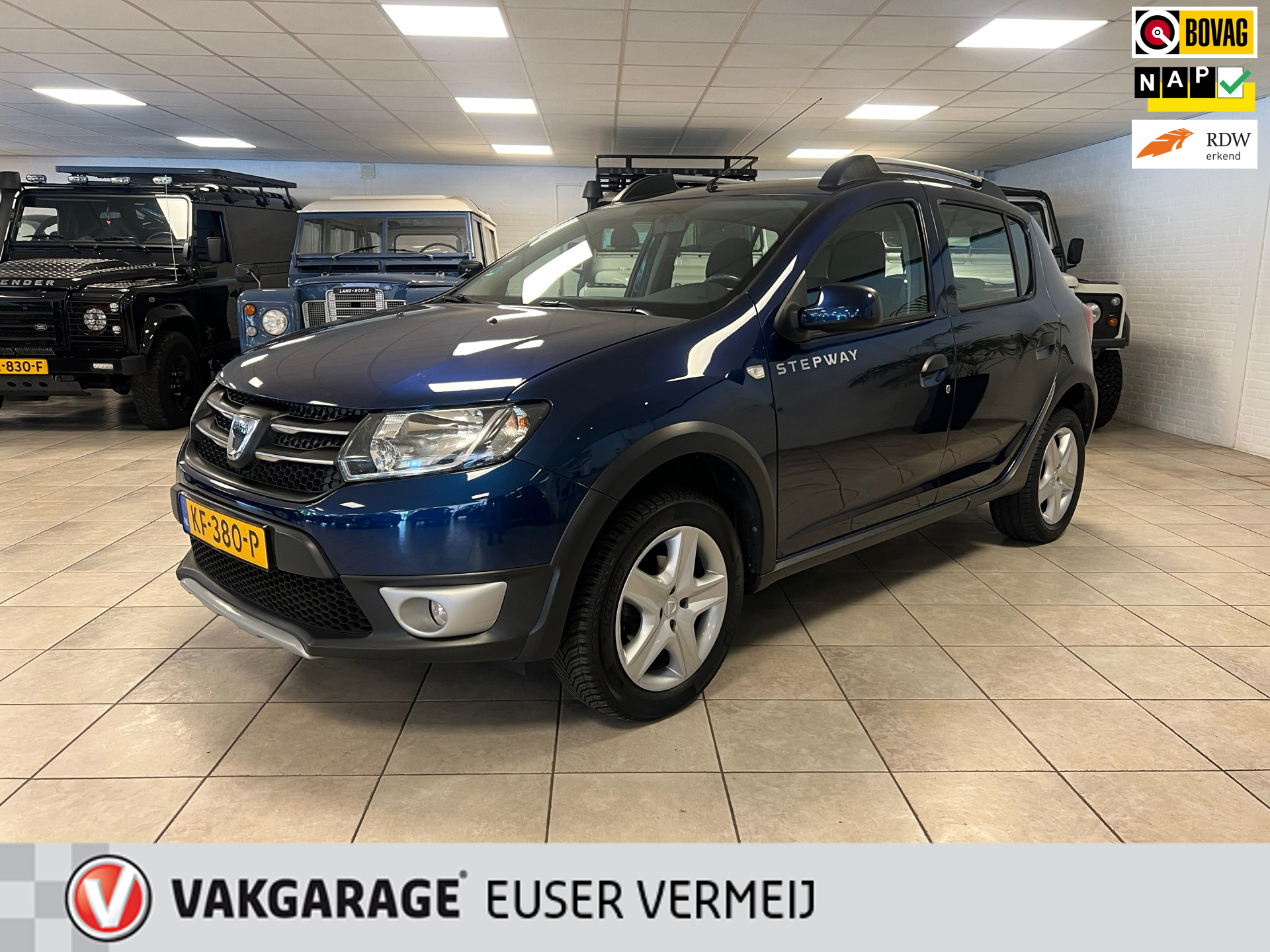 Dacia Sandero 0.9 TCe S&S Stepway Lauréate Navigatie, Airco, Cruise control, Parkeersensoren. 2016 - voorkant