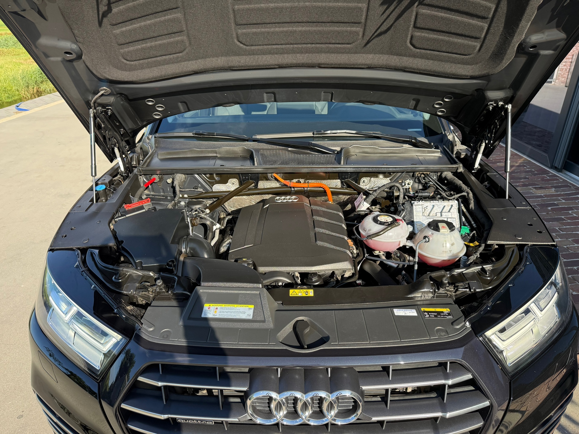 Foto van Audi Q5 55 TFSI E