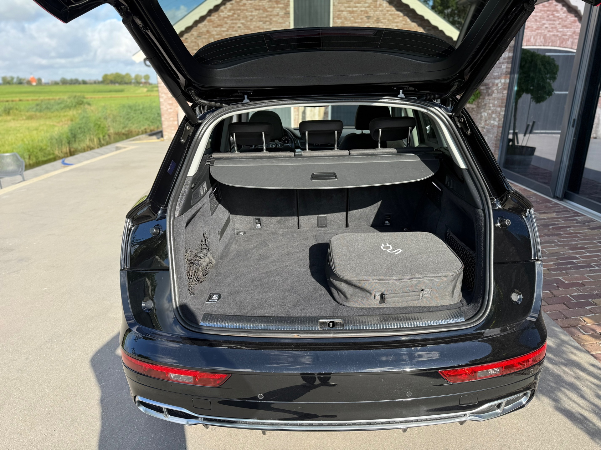 Foto van Audi Q5 55 TFSI E