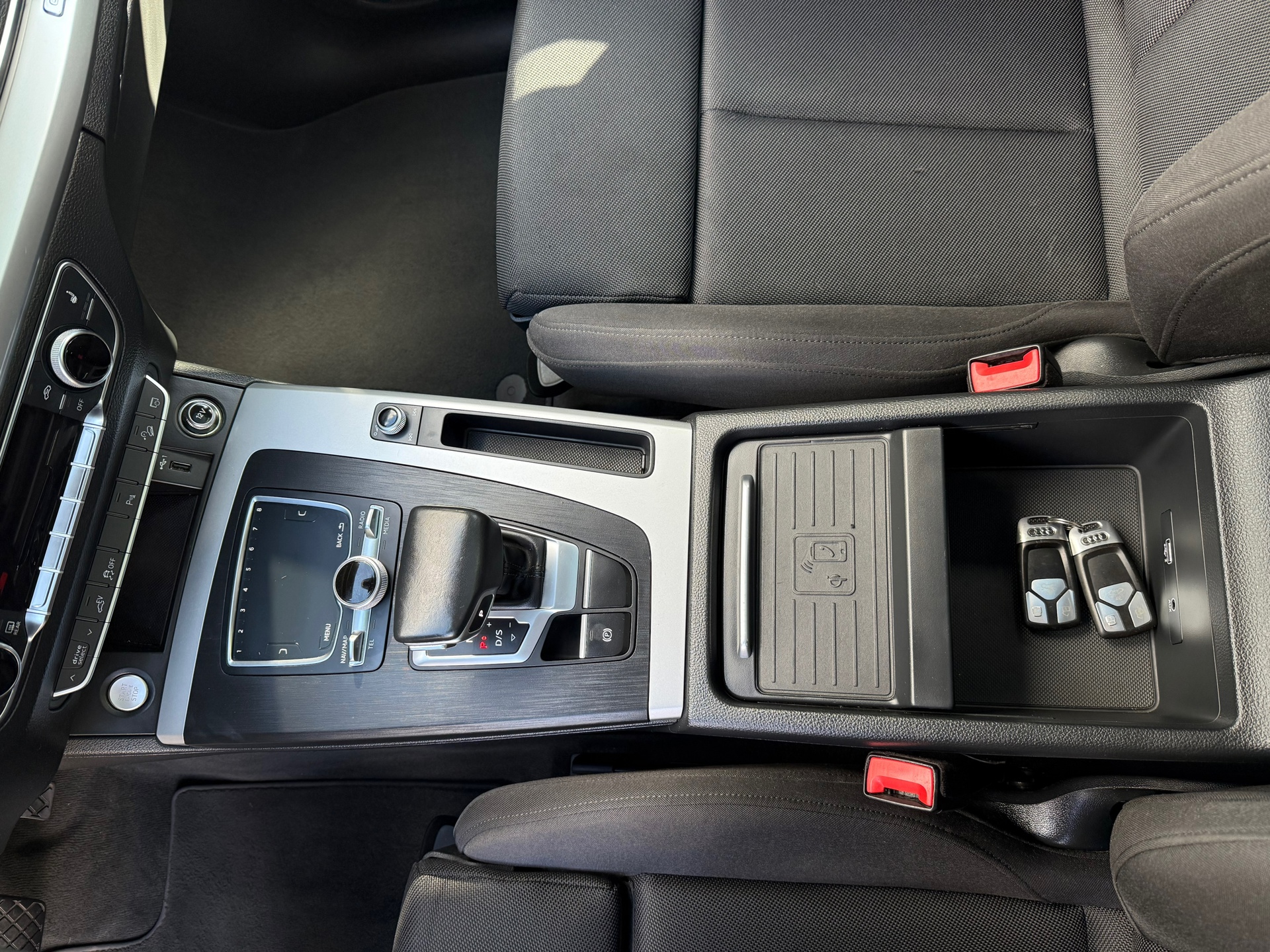 Foto van Audi Q5 55 TFSI E