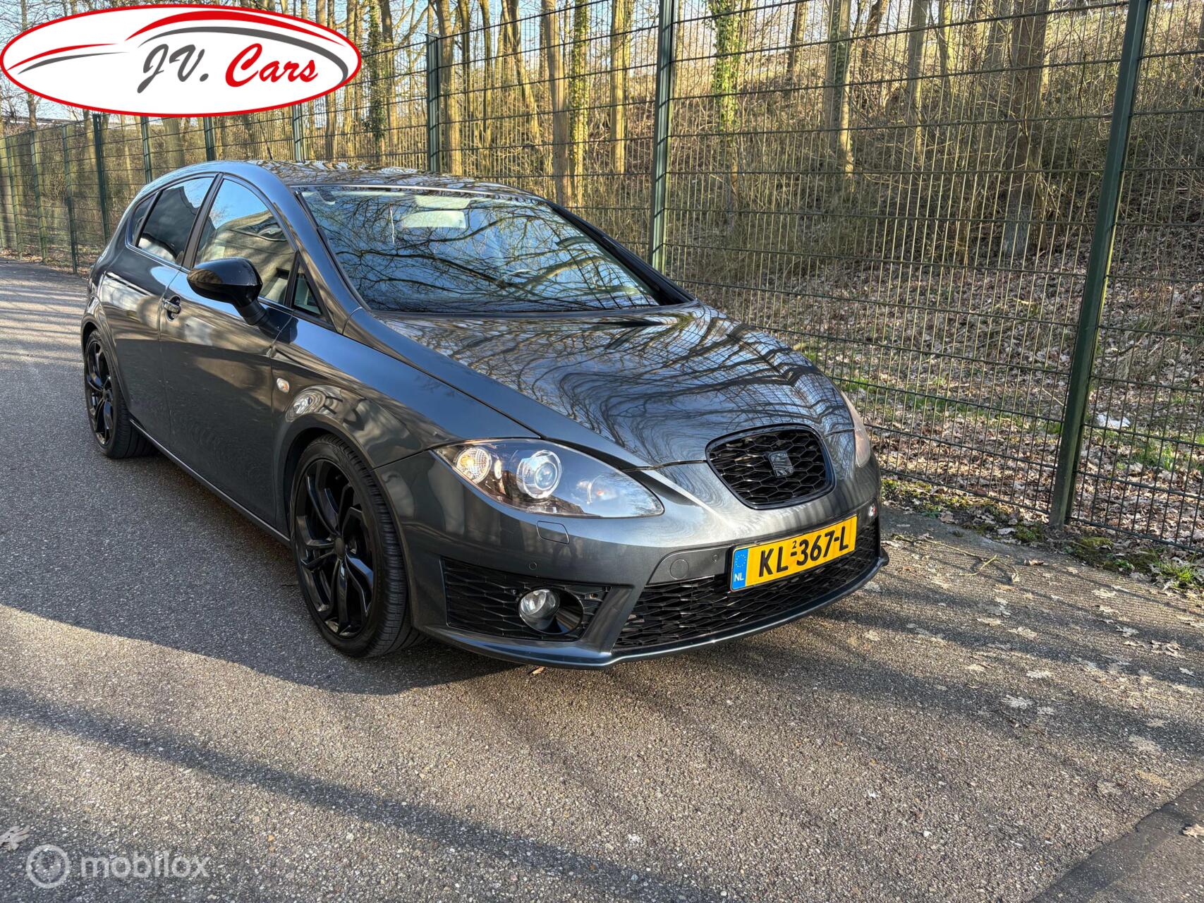 Seat Leon 2.0 TFSI FR !!UNIEK BOM VOL!! 2011 - voorkant