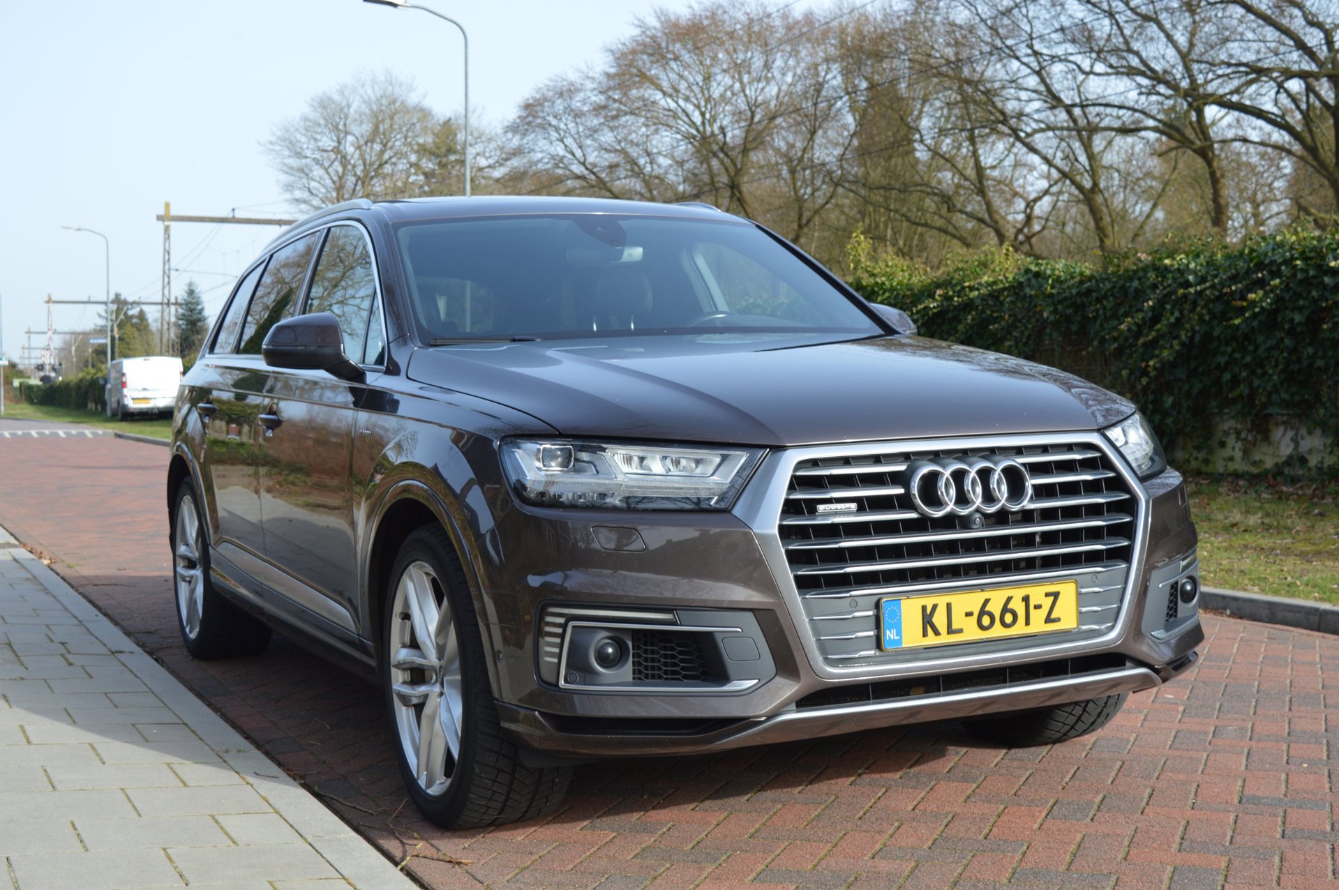 Foto van Audi Q7 E-tron