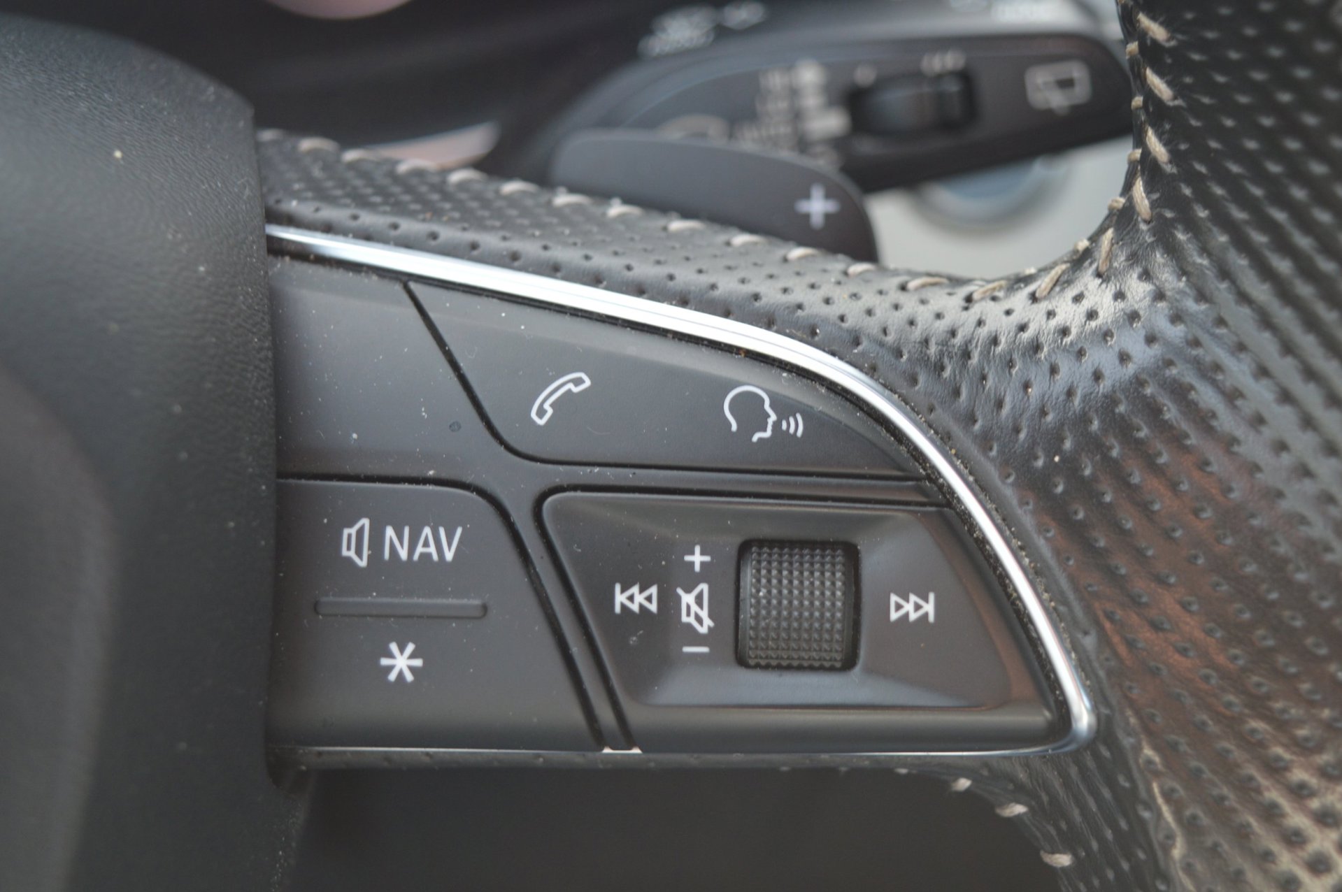 Foto van Audi Q7 E-tron