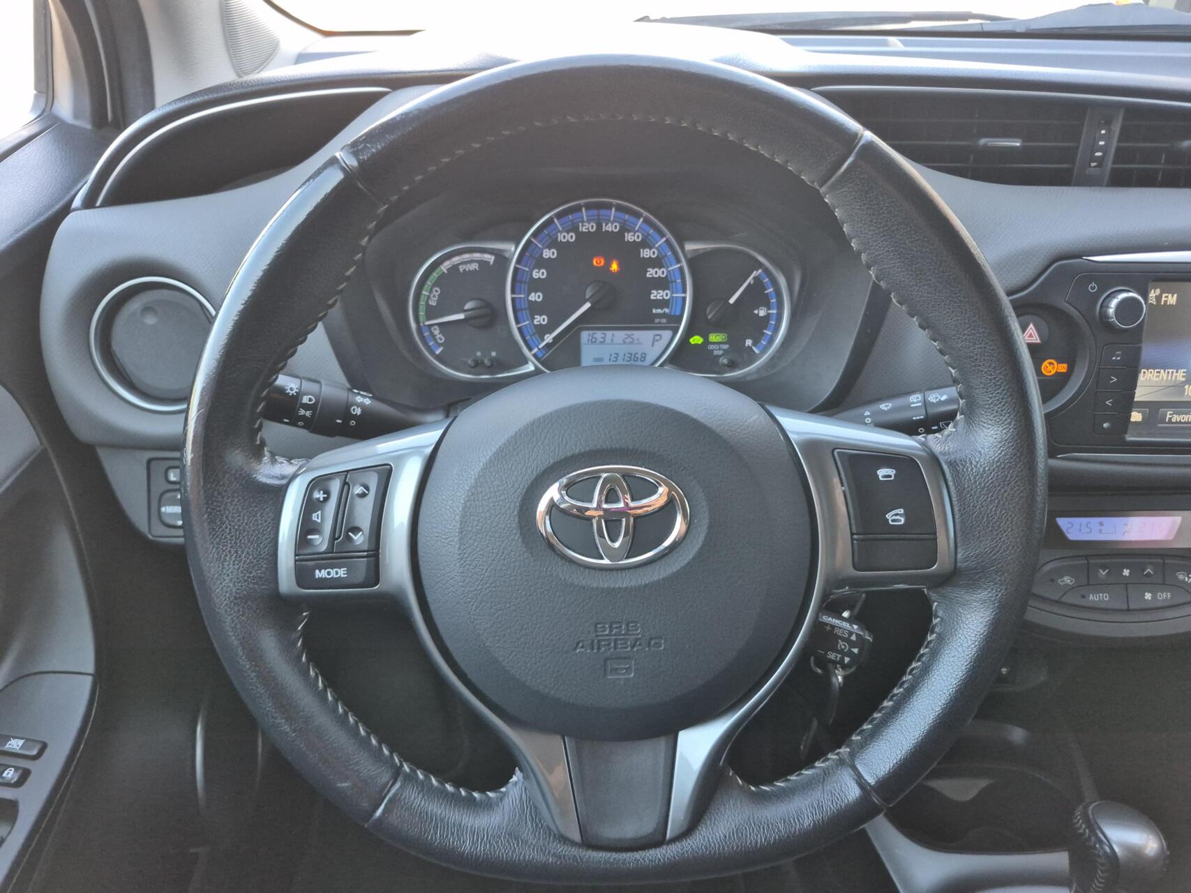 Foto van Toyota Toyota Yaris Hybrid