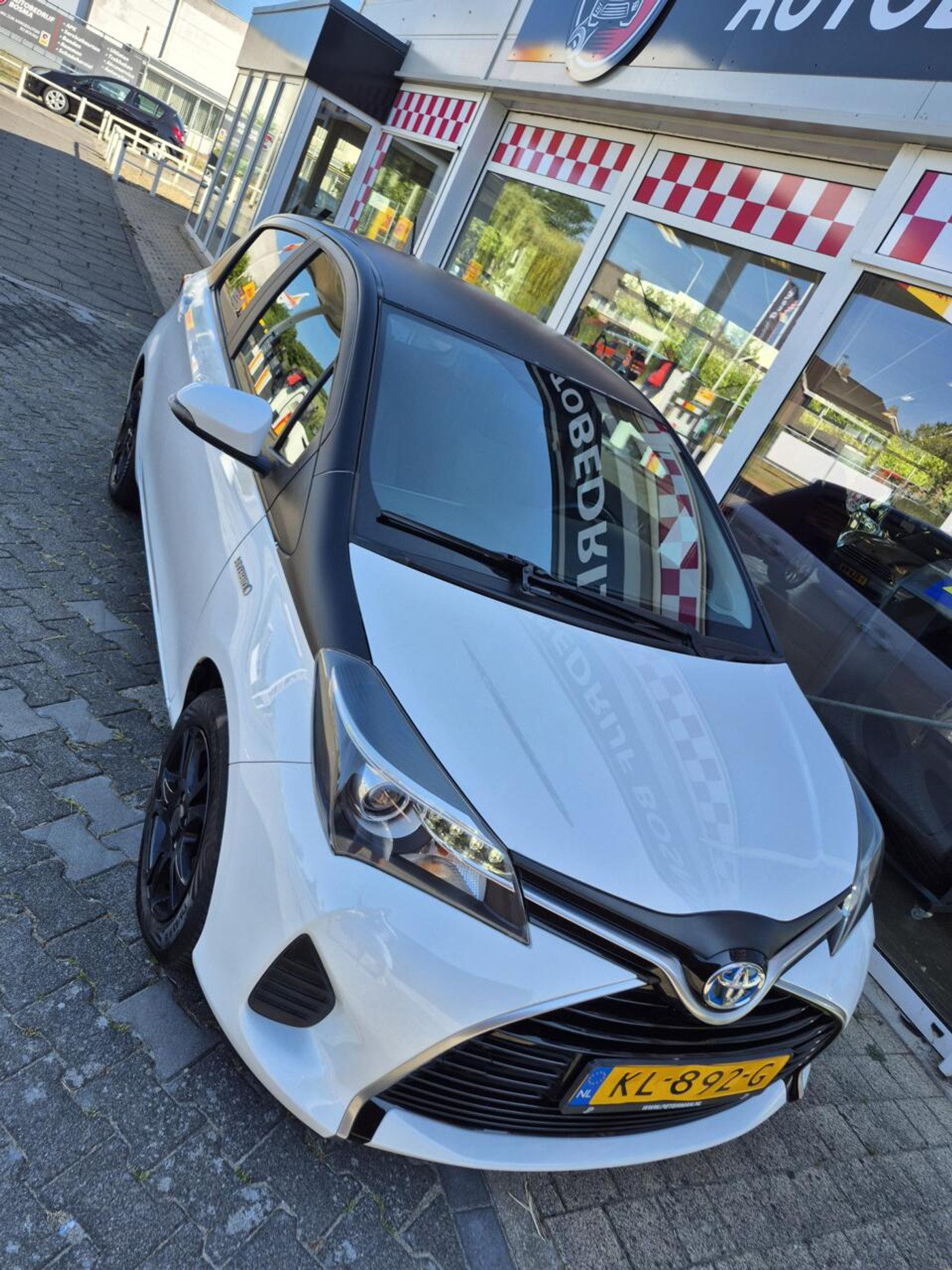 Foto van Toyota Toyota Yaris Hybrid