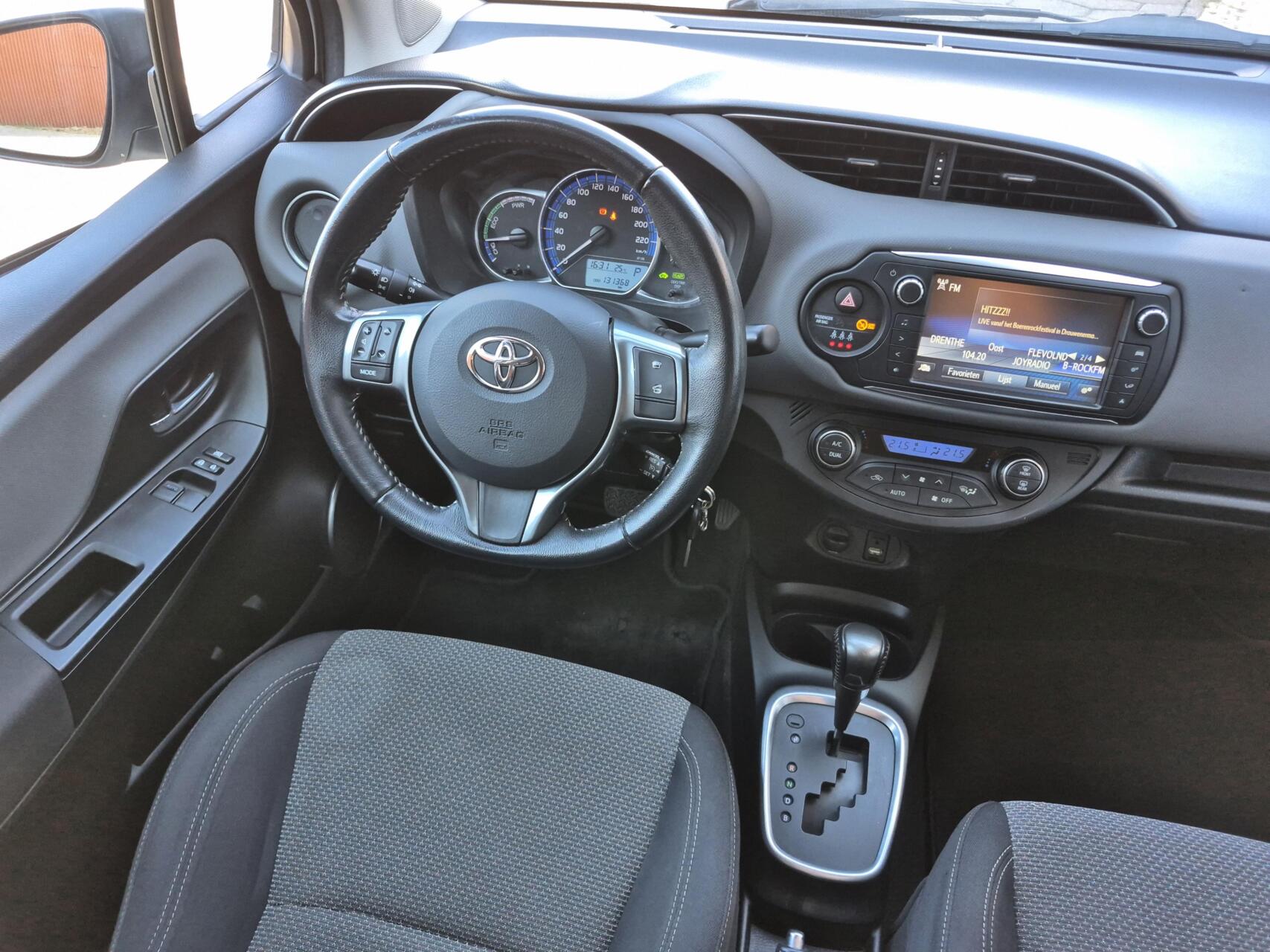 Foto van Toyota Toyota Yaris Hybrid