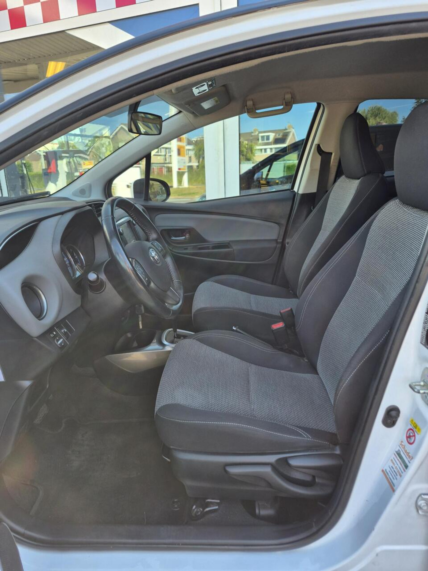 Foto van Toyota Toyota Yaris Hybrid